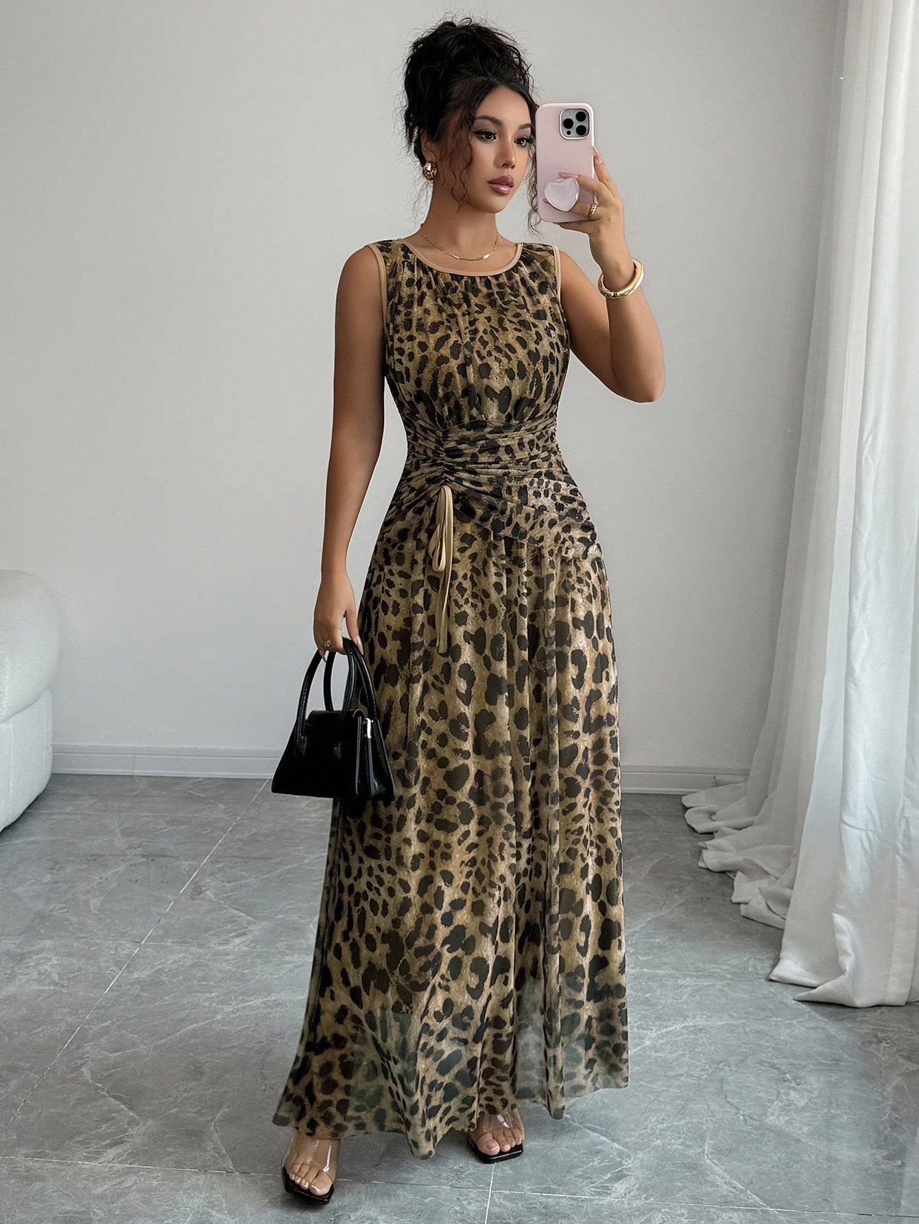 Elegancka i świeża, kwiatowa siateczka w kolorze morelowym, z okrągłym dekoltem i ściągaczem w kształcie litery A, długa sukienka bez rękawów dla kobiet