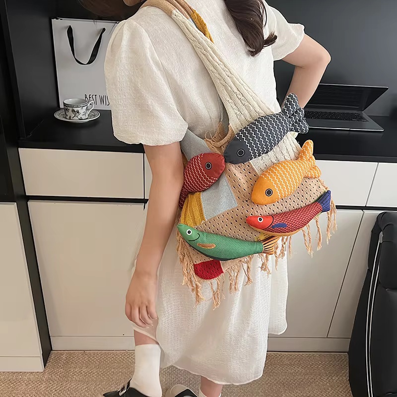Zonekiss Handmade 3D Fish Patchwork Tote Bag, Boho Woven Shoulder Bag with Tassel