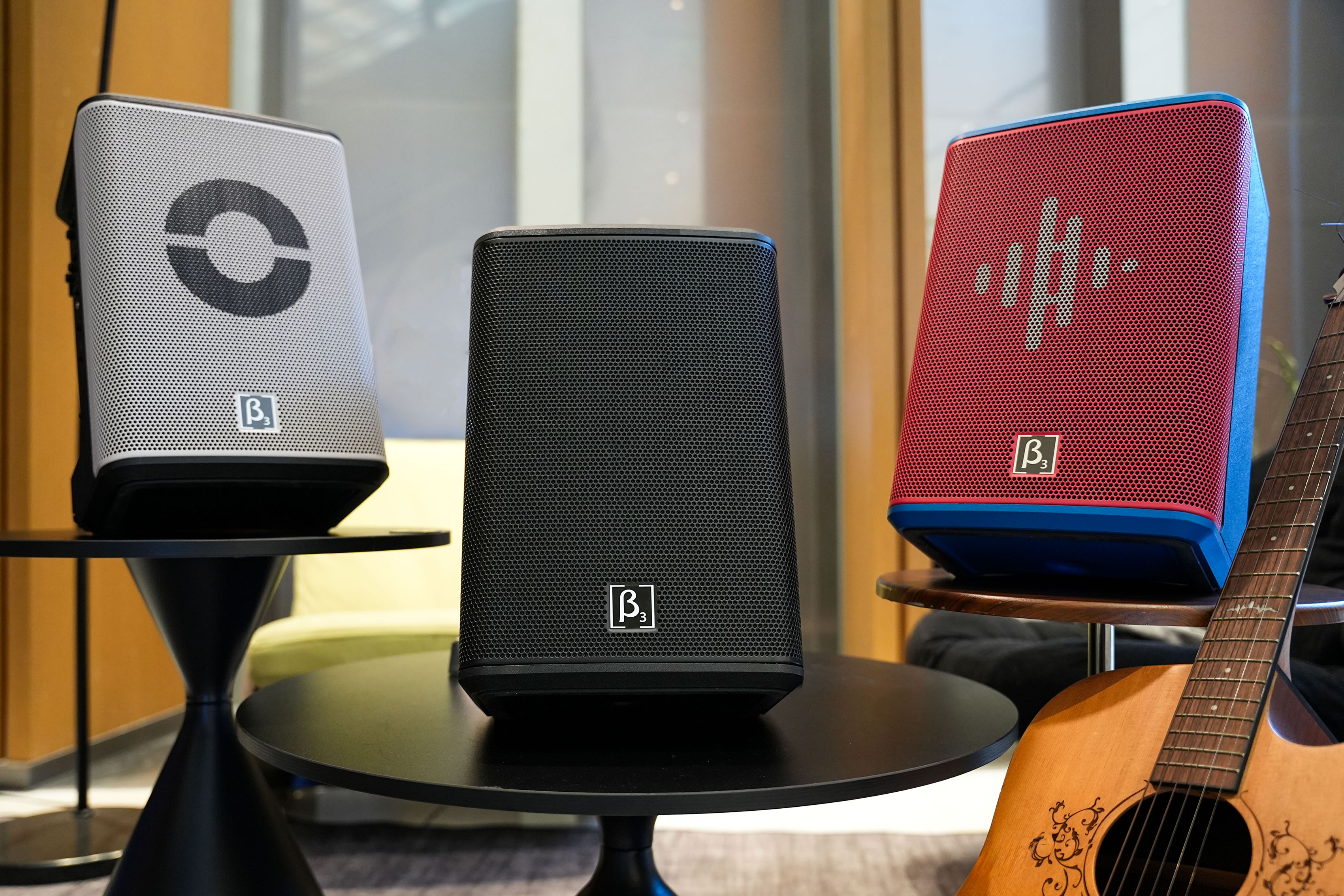 {"default":"Category image for Betathree MB series professional audio speakers\n"}
