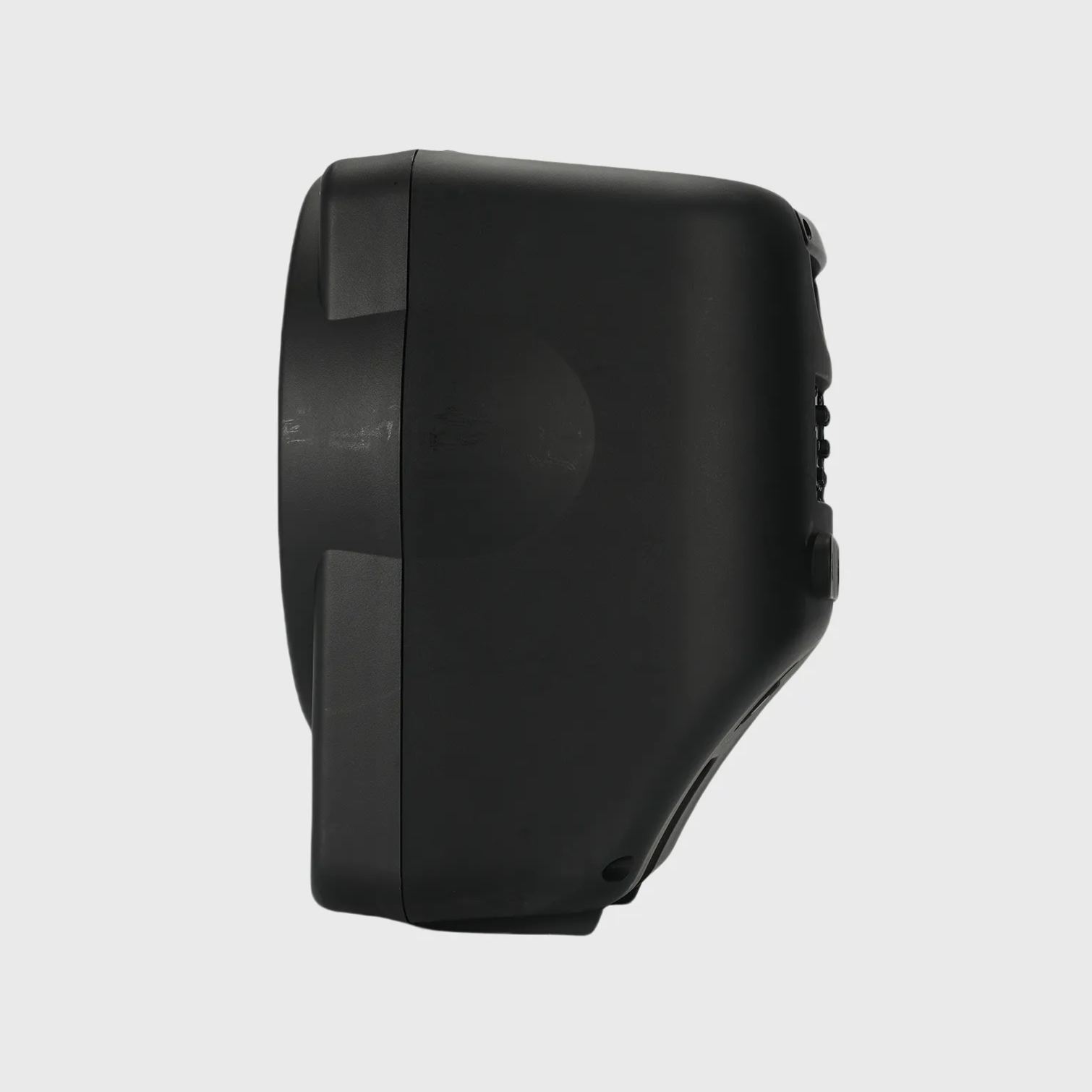 Betathree R10P side view, full-range speaker right