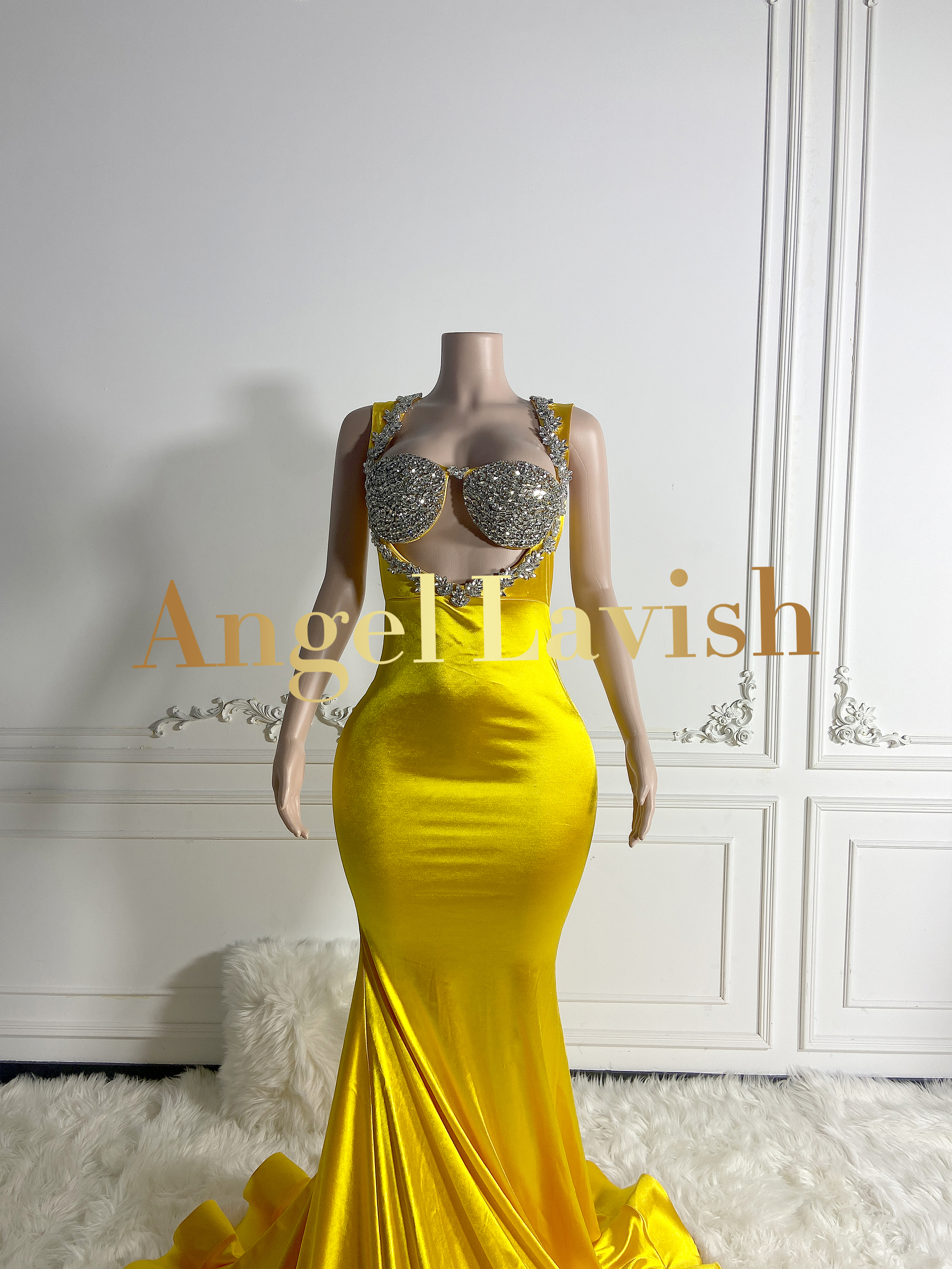 Gold Gowns LF2405002