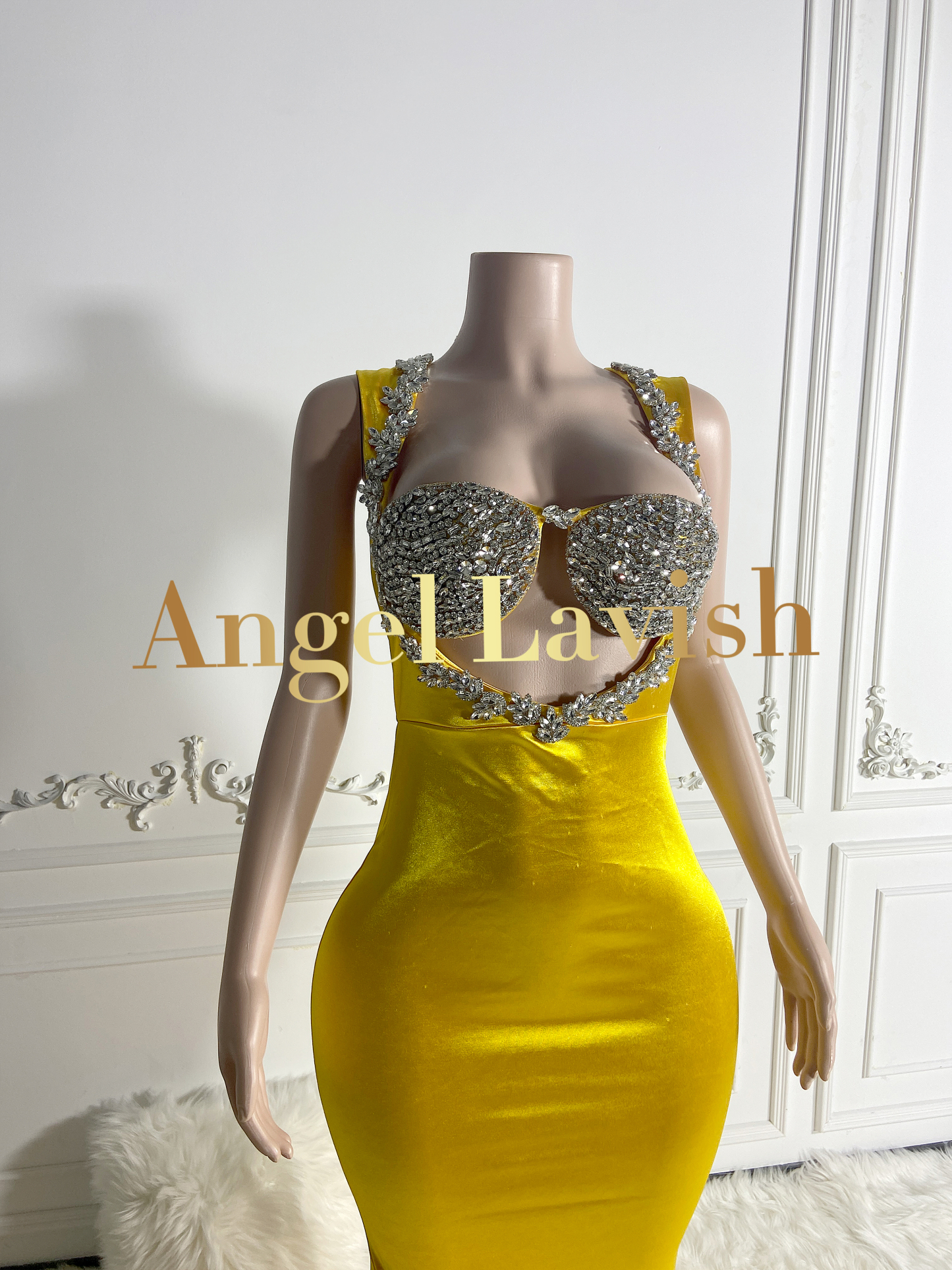 Gold Gowns LF2405002