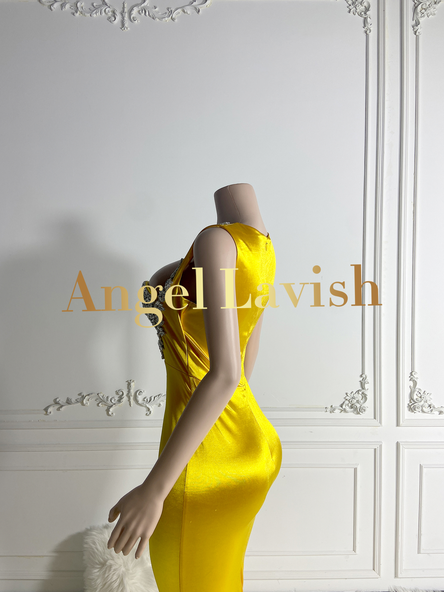 Gold Gowns LF2405002