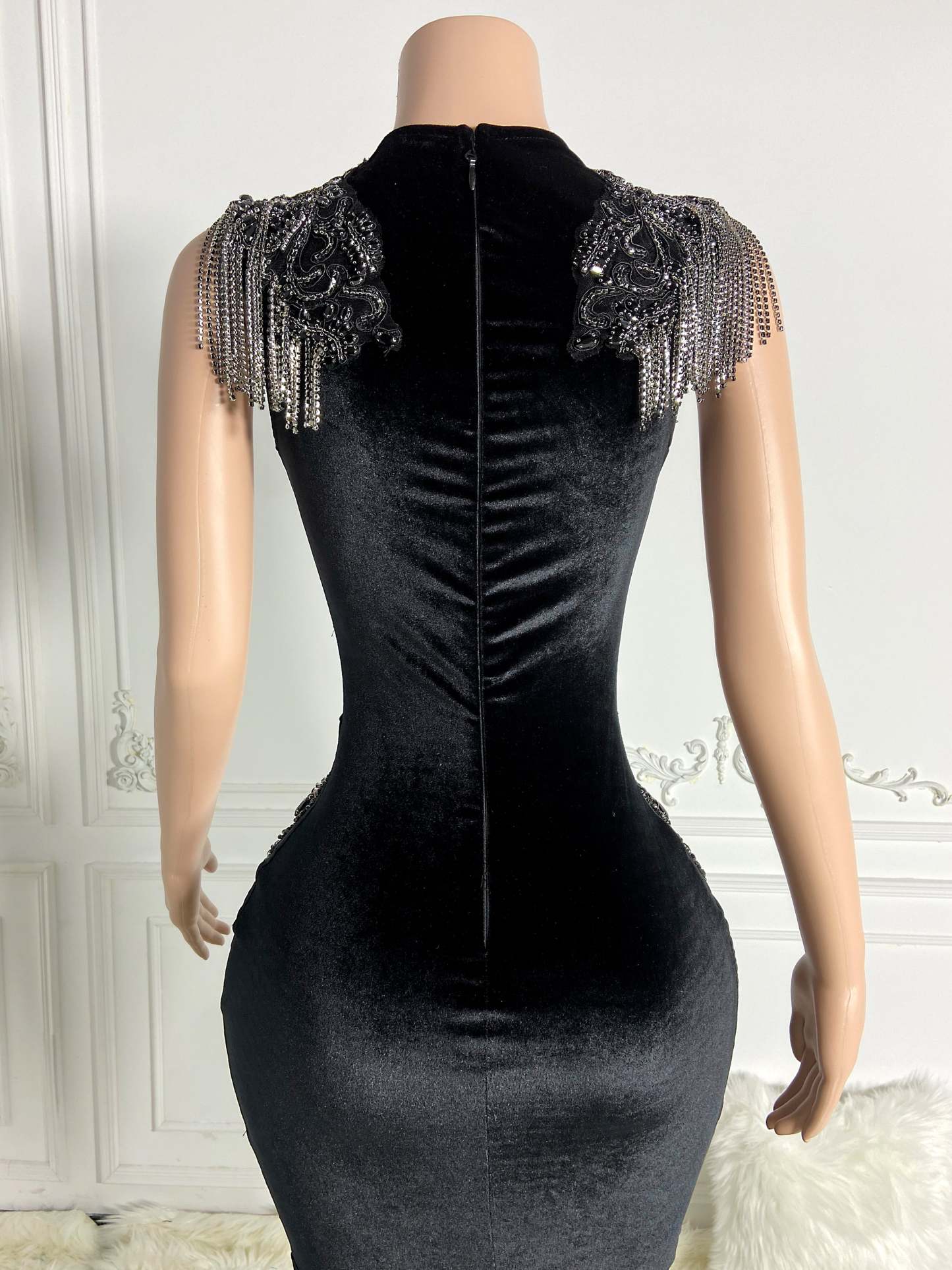 Velvet Elegance with Drill Chain