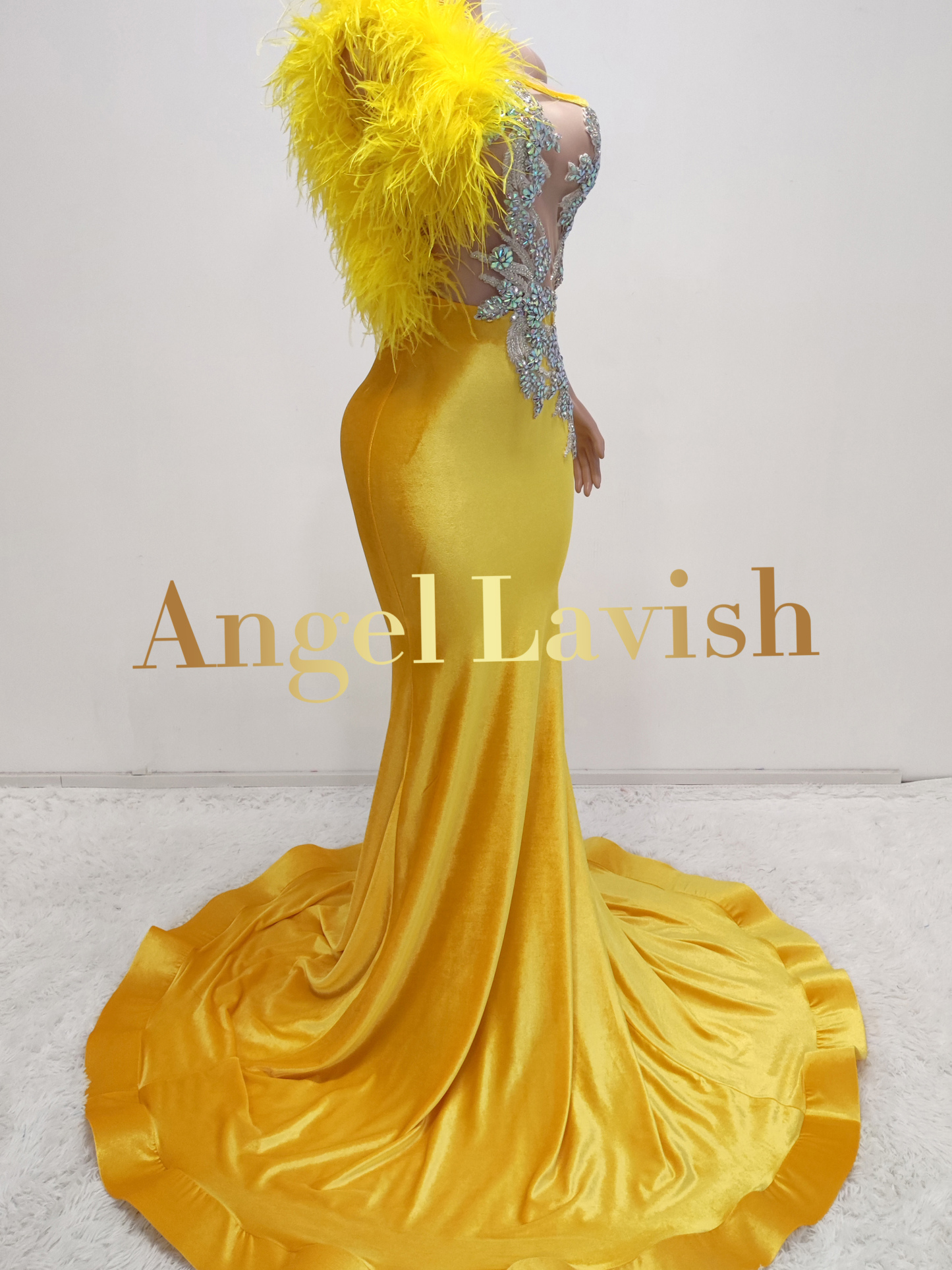 Yellow Gowns TH231205007