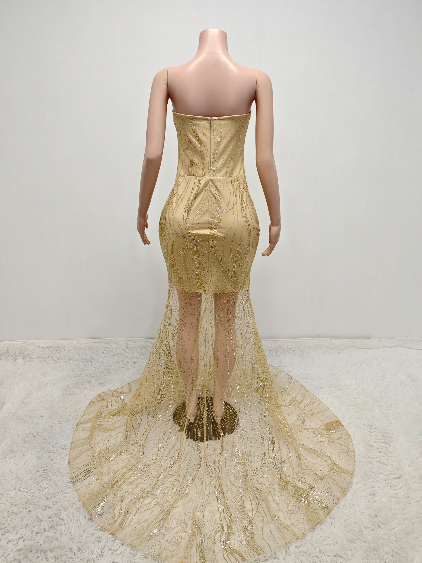 Gold Gowns TH240418121