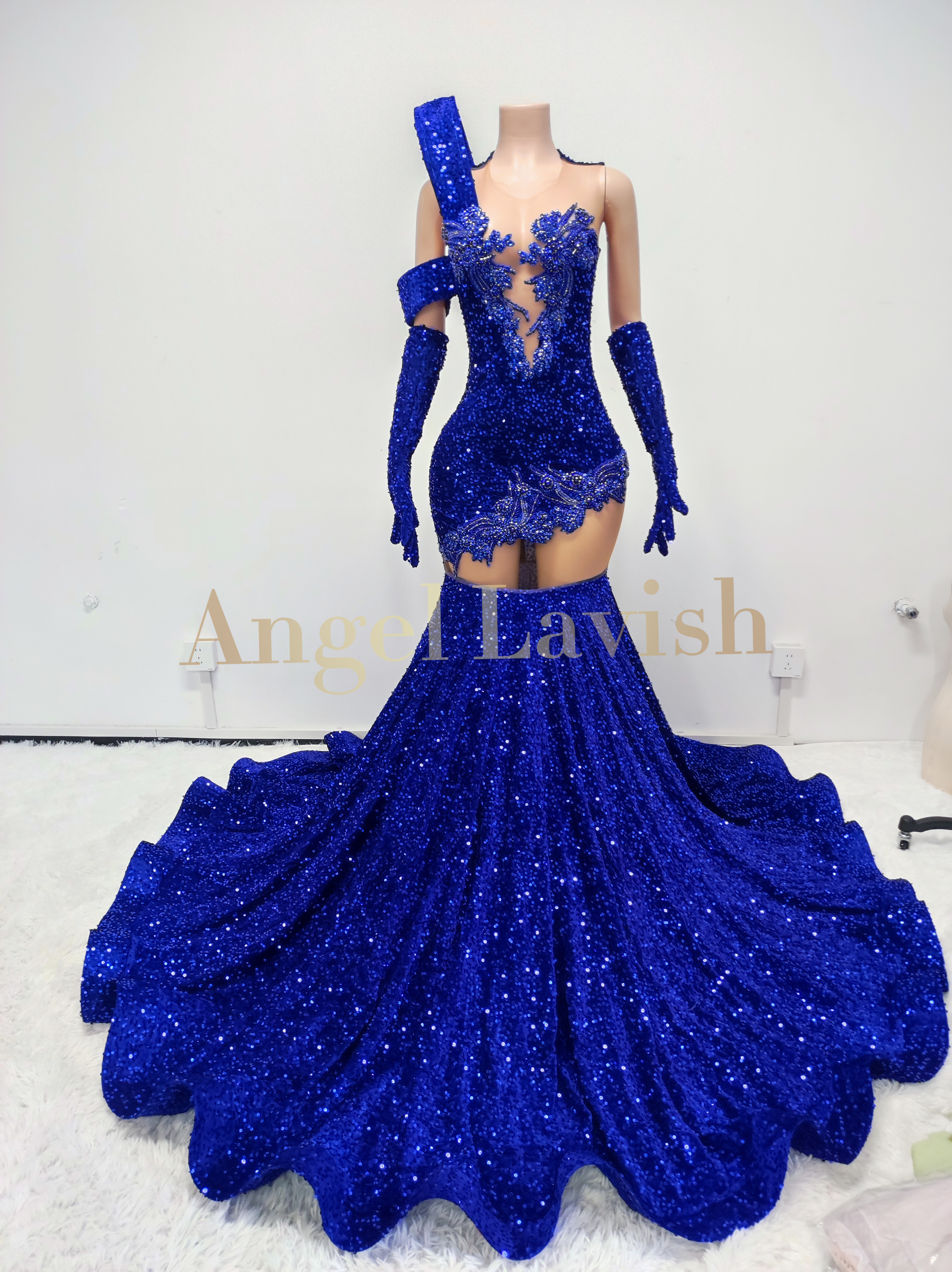 Elegant Royal Blue Prom Gown
