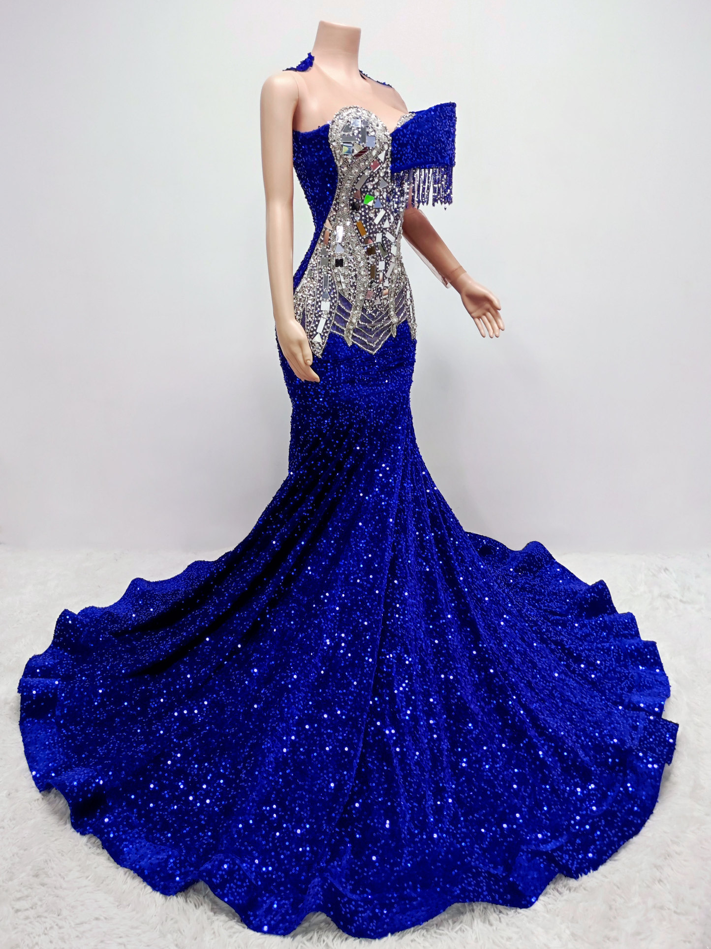 Royal Blue Gowns TH240606091