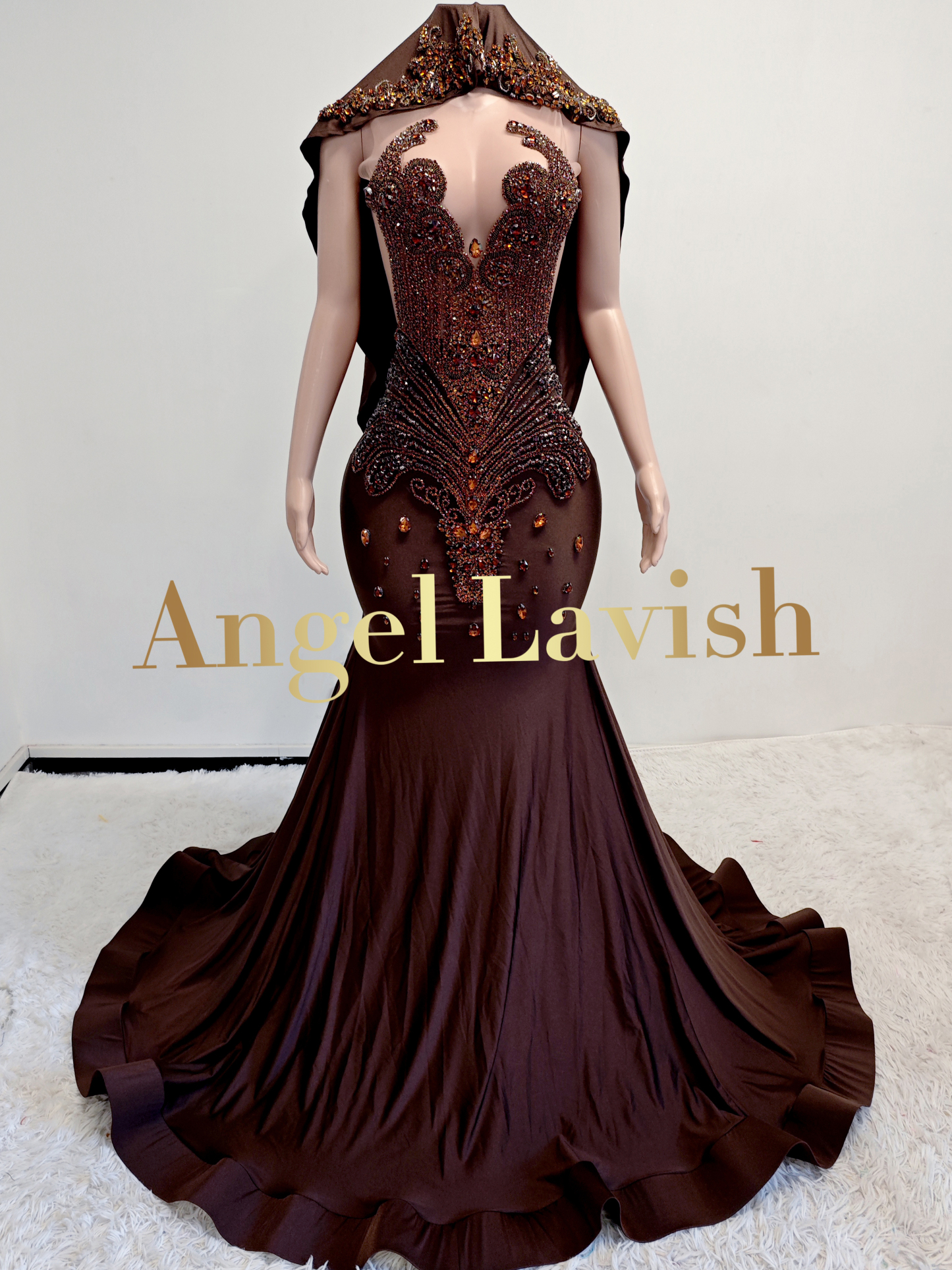 Brown Gowns TH24081514