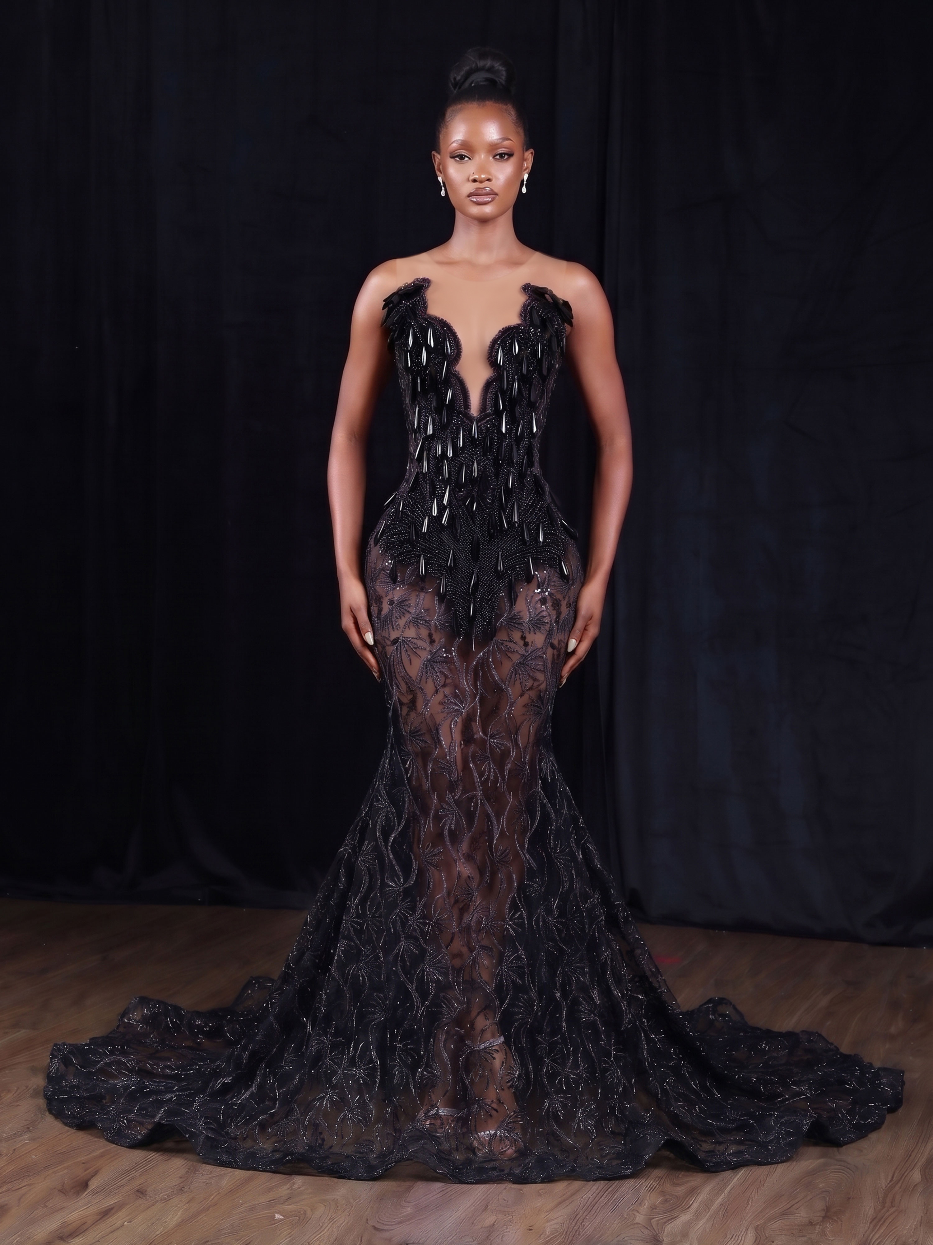 Black Gowns TH2505227