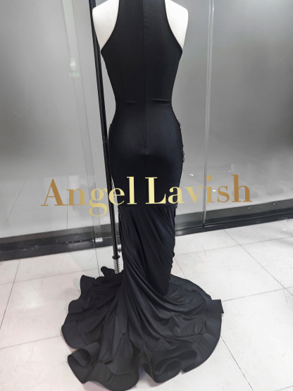 Classic Black Lace Mermaid Gown