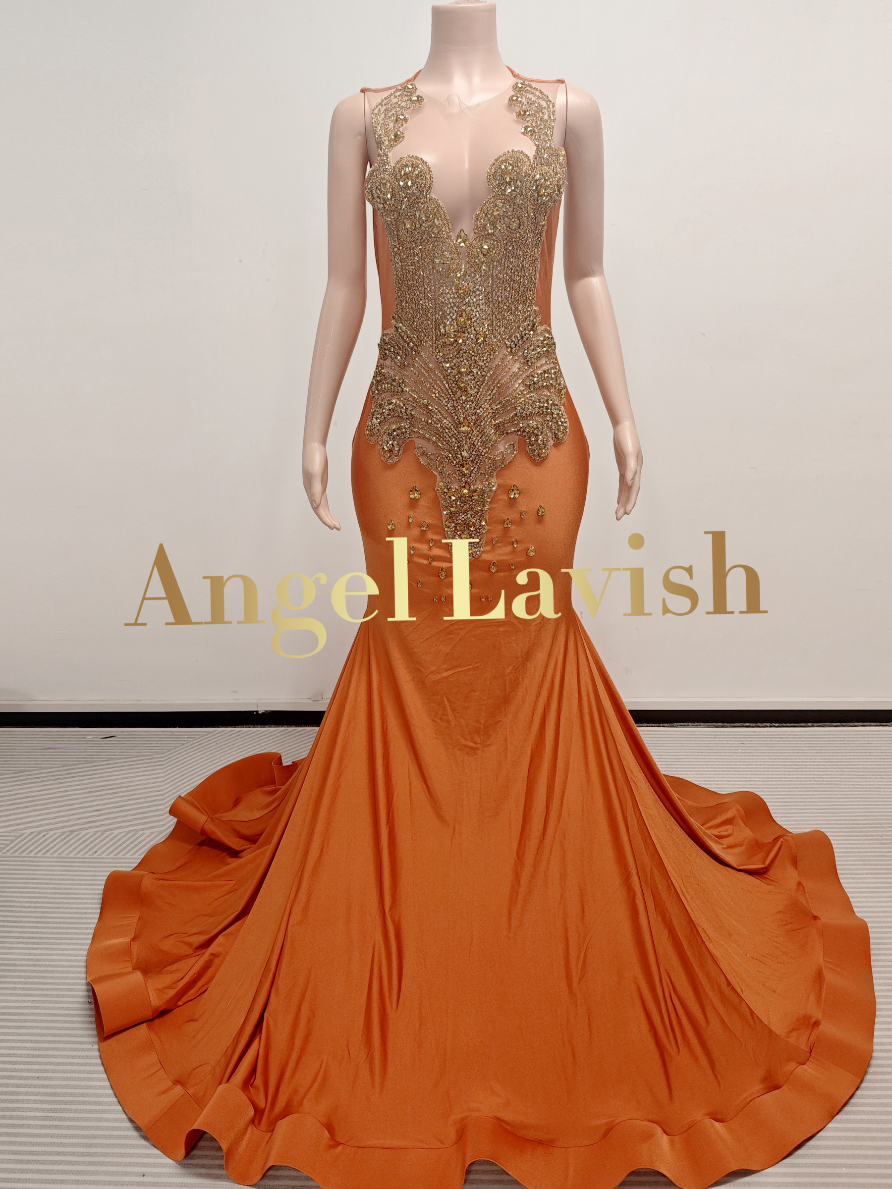 TH26012068 Orange Gold