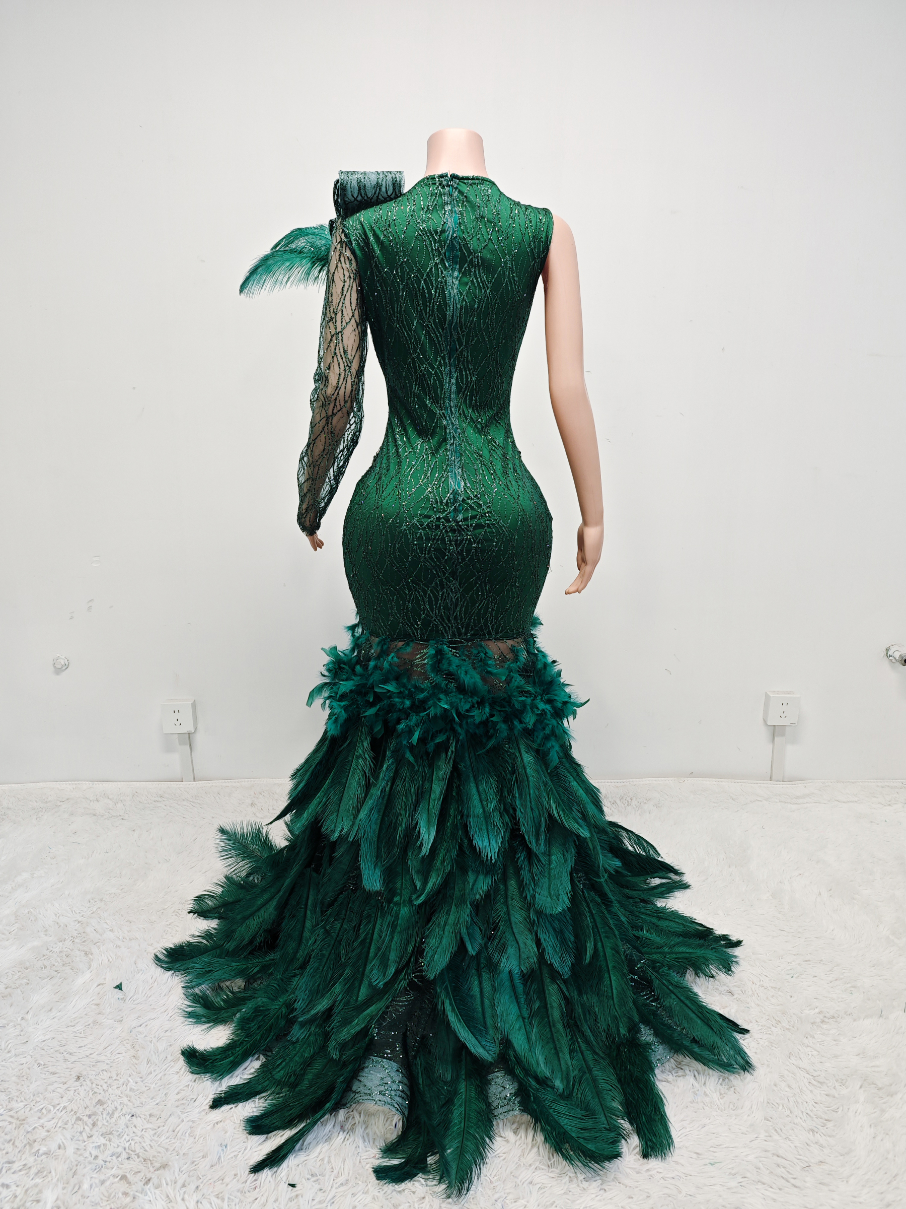 Green Gowns THG2407003