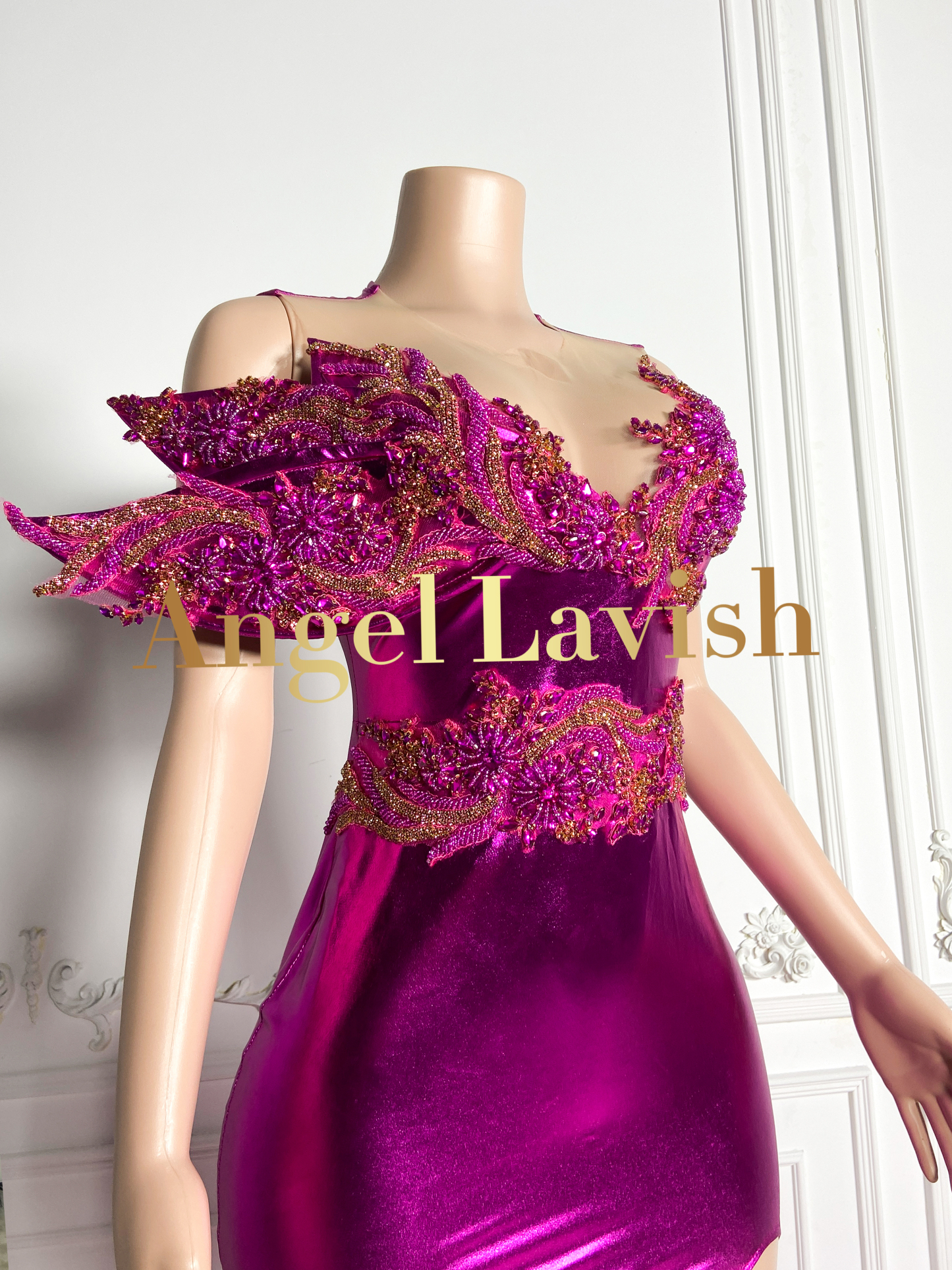 Rose Red Gowns THM2405057