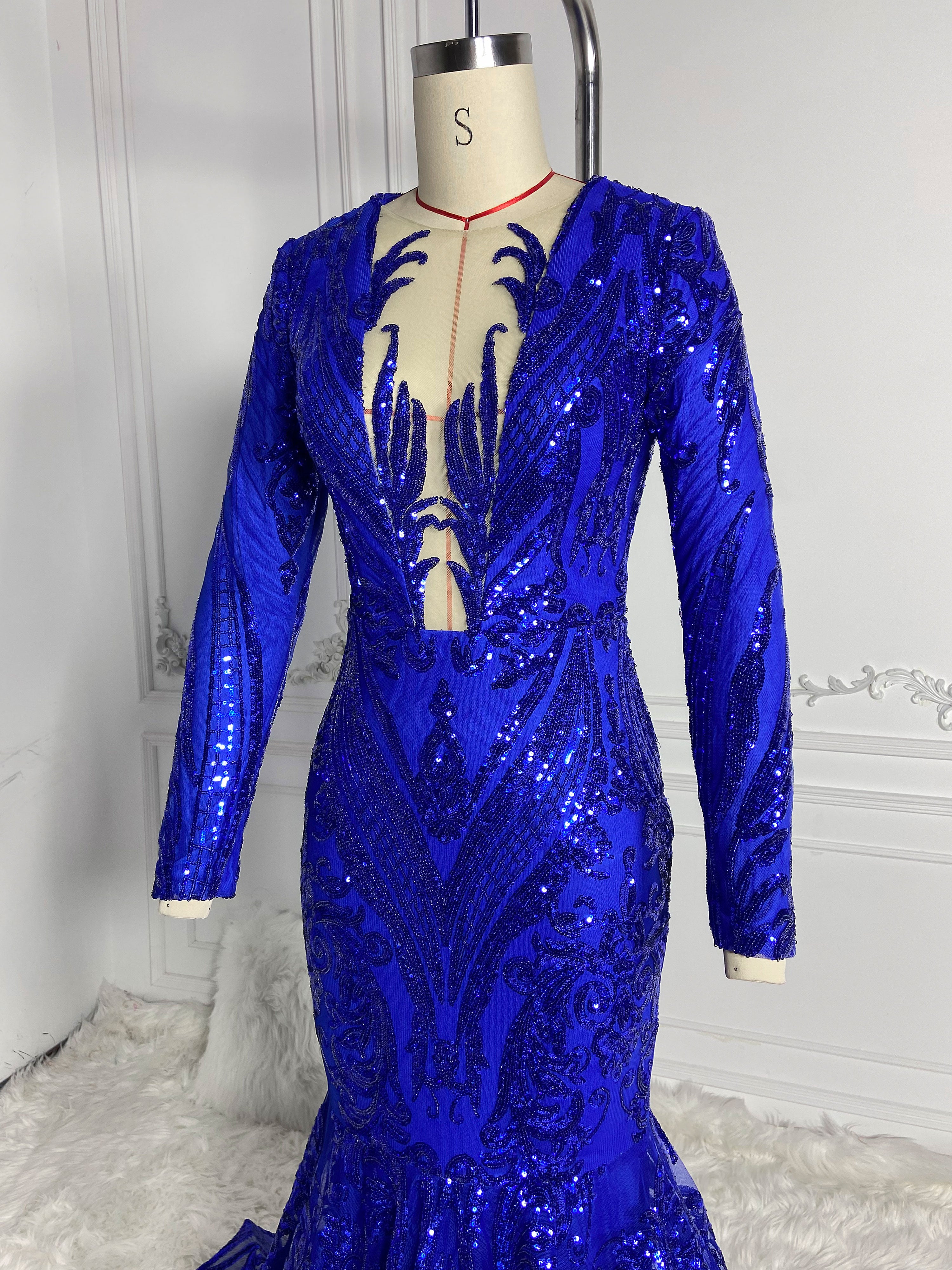 Blue Round Neck Gowns