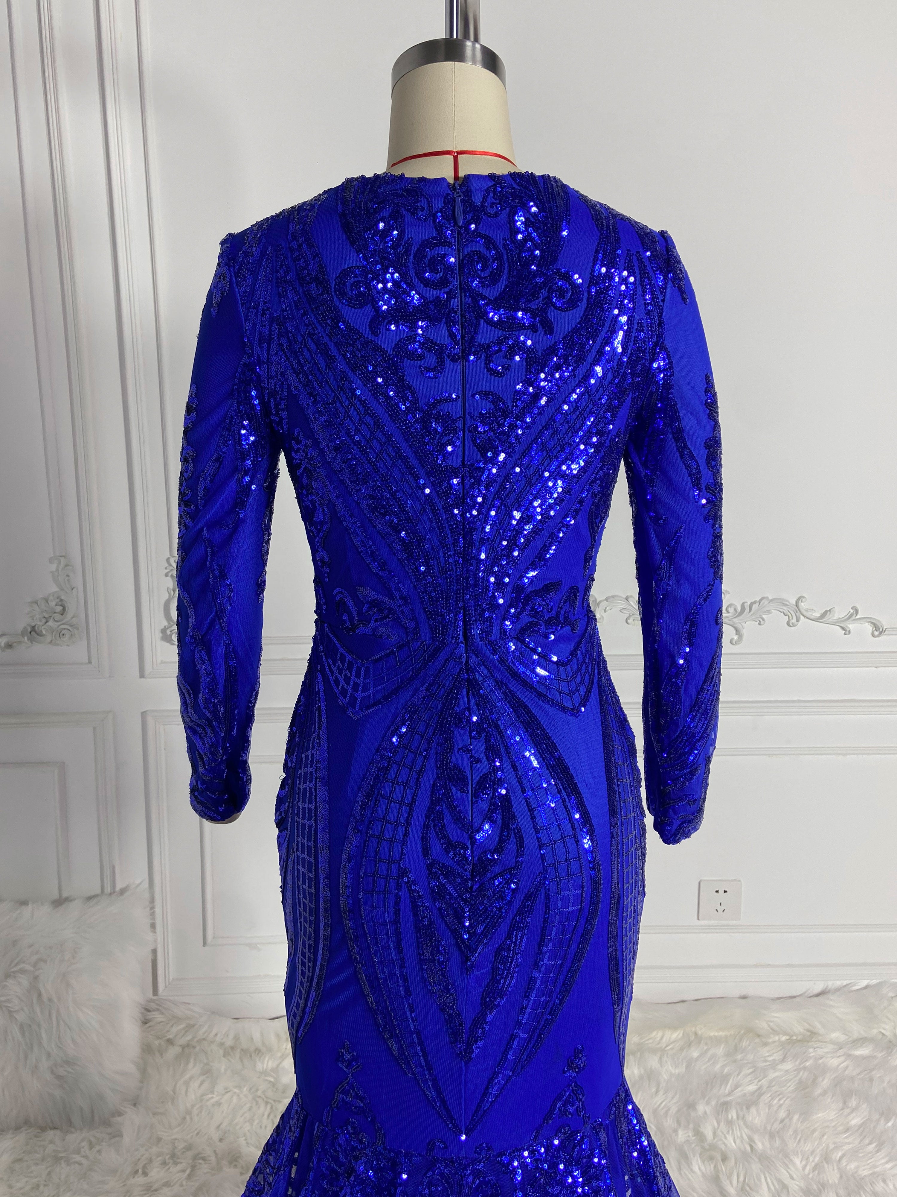 Blue Round Neck Gowns
