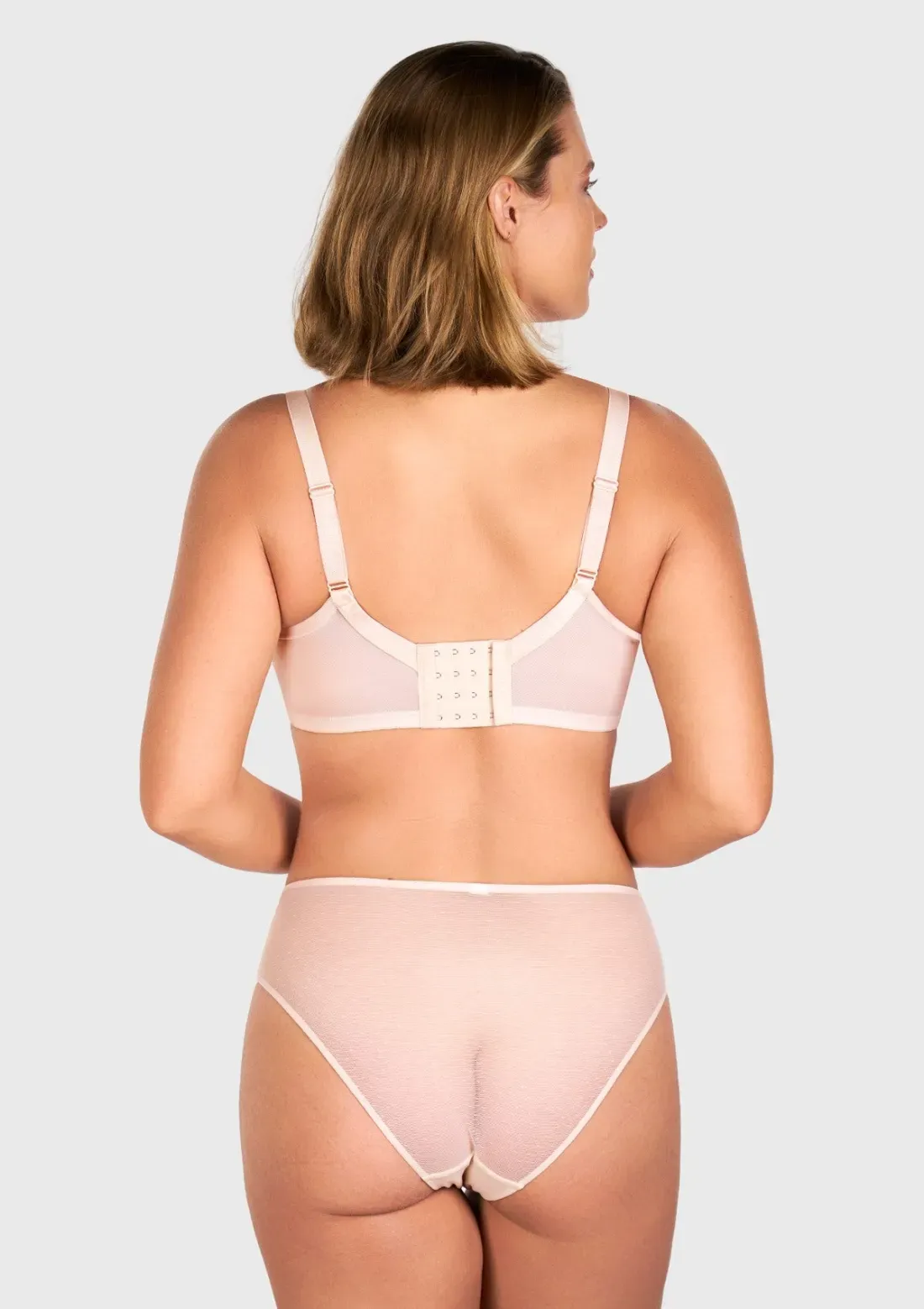 Triumph (4 szt.) Wygodny biustonosz bez fiszbin dla kobiet - przewiewny biustonosz z siateczki z ochroną zdrowia piersi i efektem uniesienia