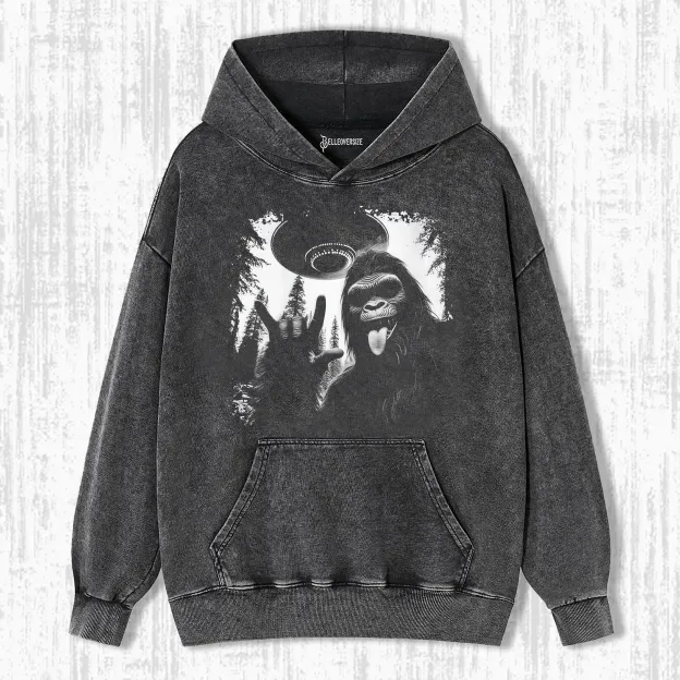 BIGFOOT AND UFO  HOODIE