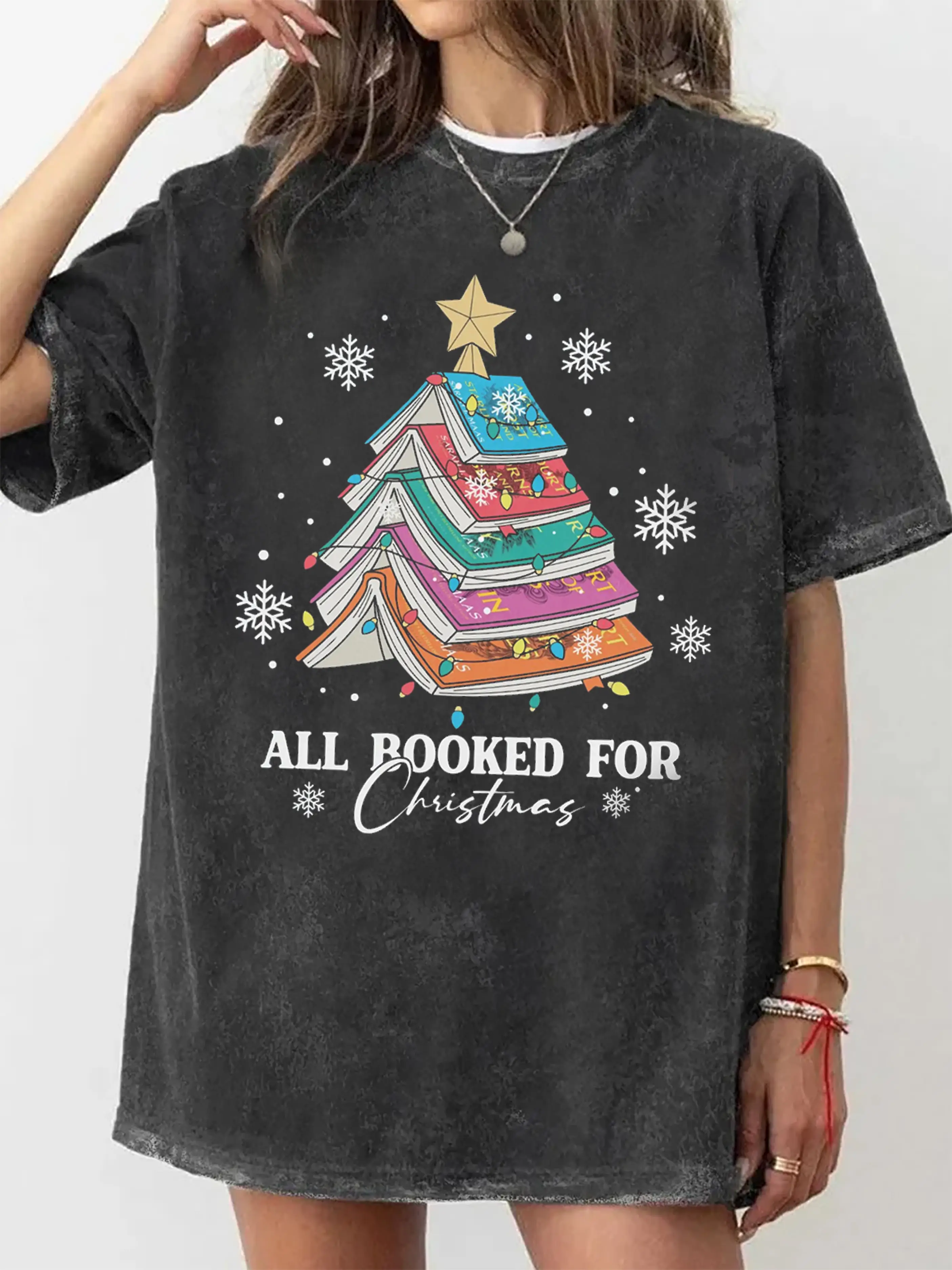 BOOKS CHRISTMAS TREES T-SHIRT