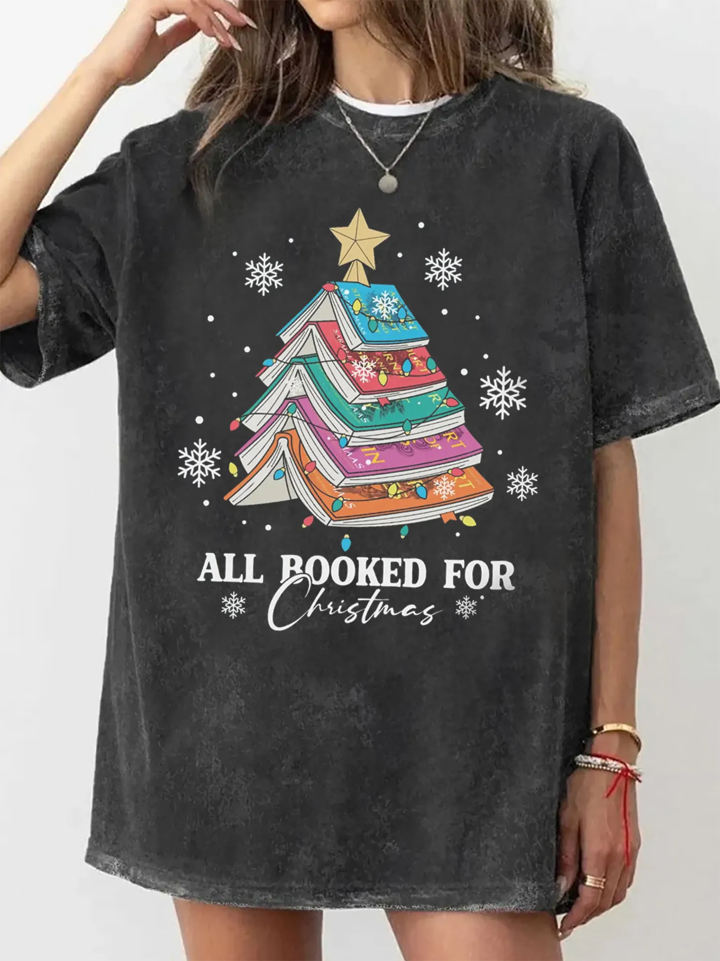 BOOKS CHRISTMAS TREES T-SHIRT