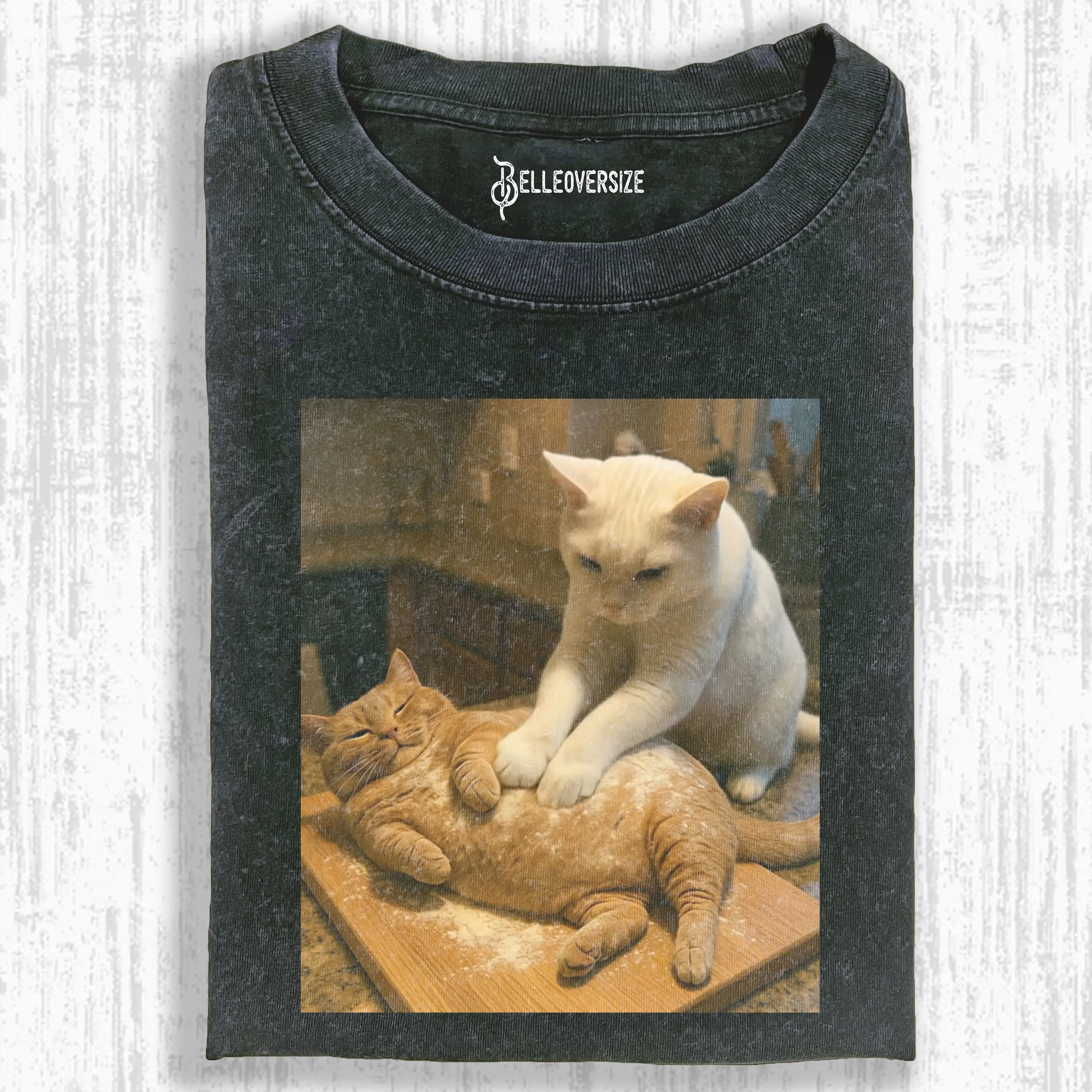 CAT BREAD  T-SHIRT