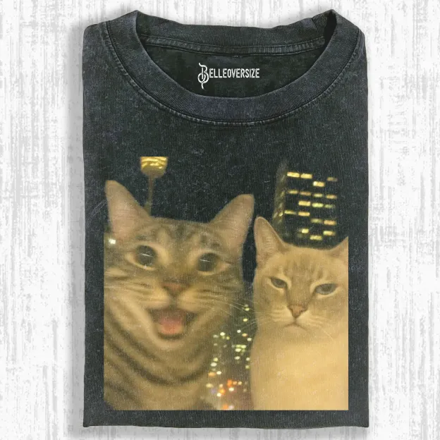 CAT SELFIE T-SHIRT