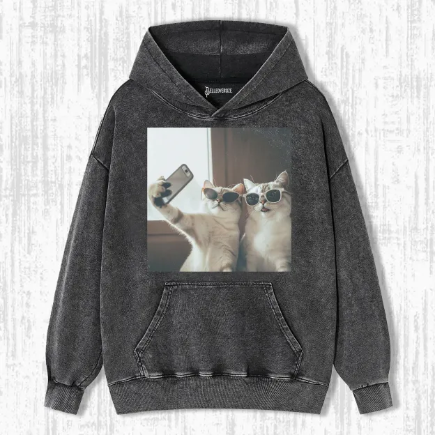 CAT TAKING A SELFIE HOODIE