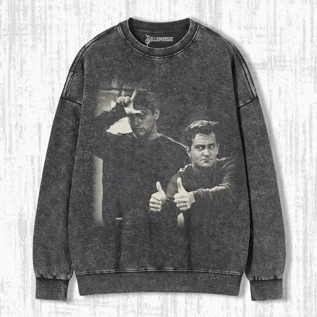 CHAND.LER RETRO FRIENDS SWEATSHIRTS