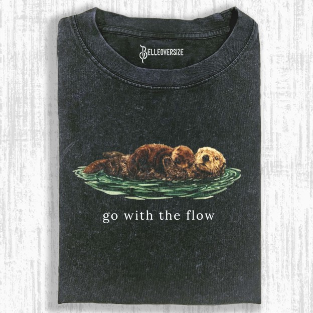 CUTE OTTER T-SHIRT