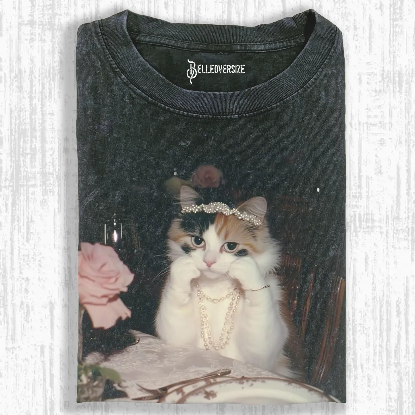 ELEGANT CAT T-SHIRT