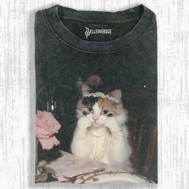 ELEGANT CAT  T-SHIRT