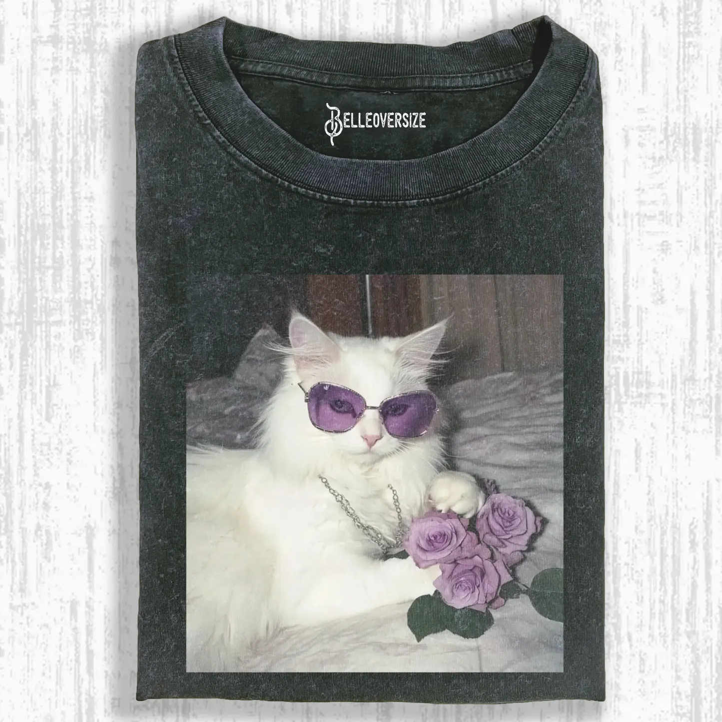 ELEGANT CAT T-SHIRT