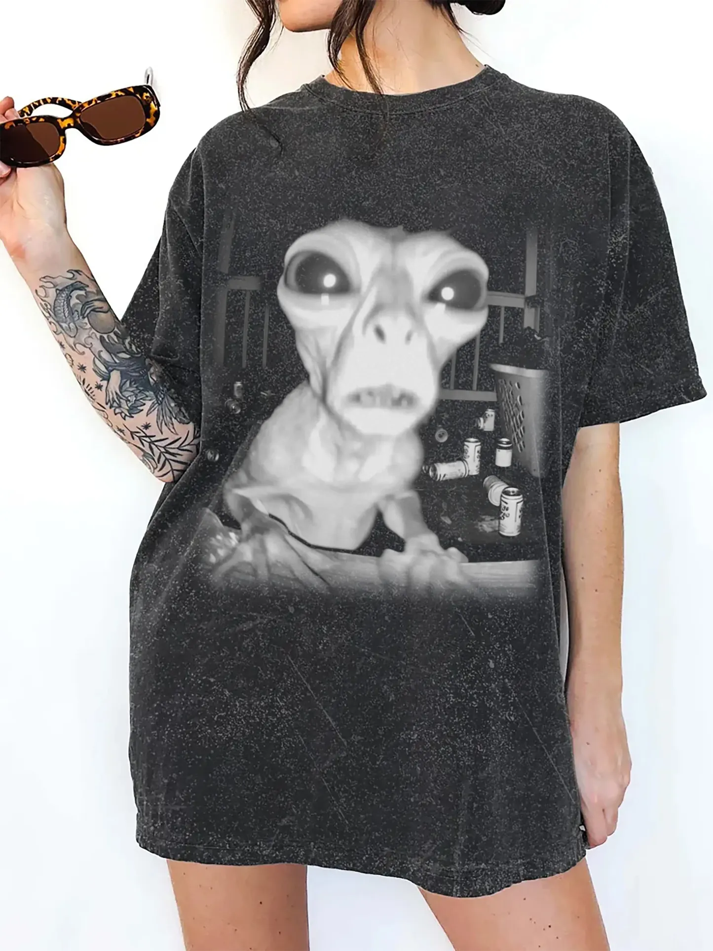 EXTRATERRESTRIAL T-SHIRT 