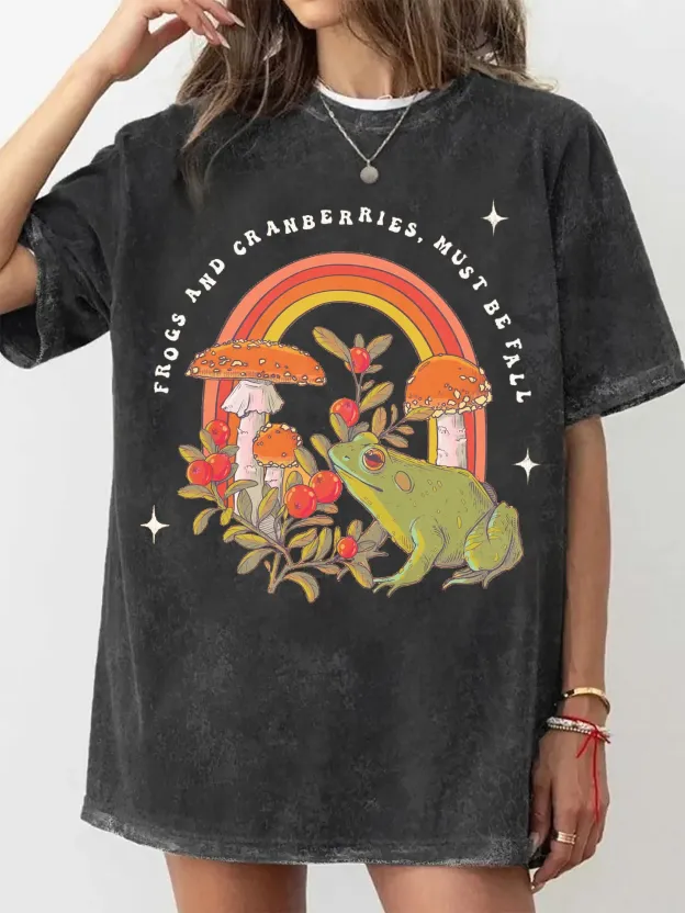 FROGS AND CRANBERRIES MUST BE FALL  T-SHIRT