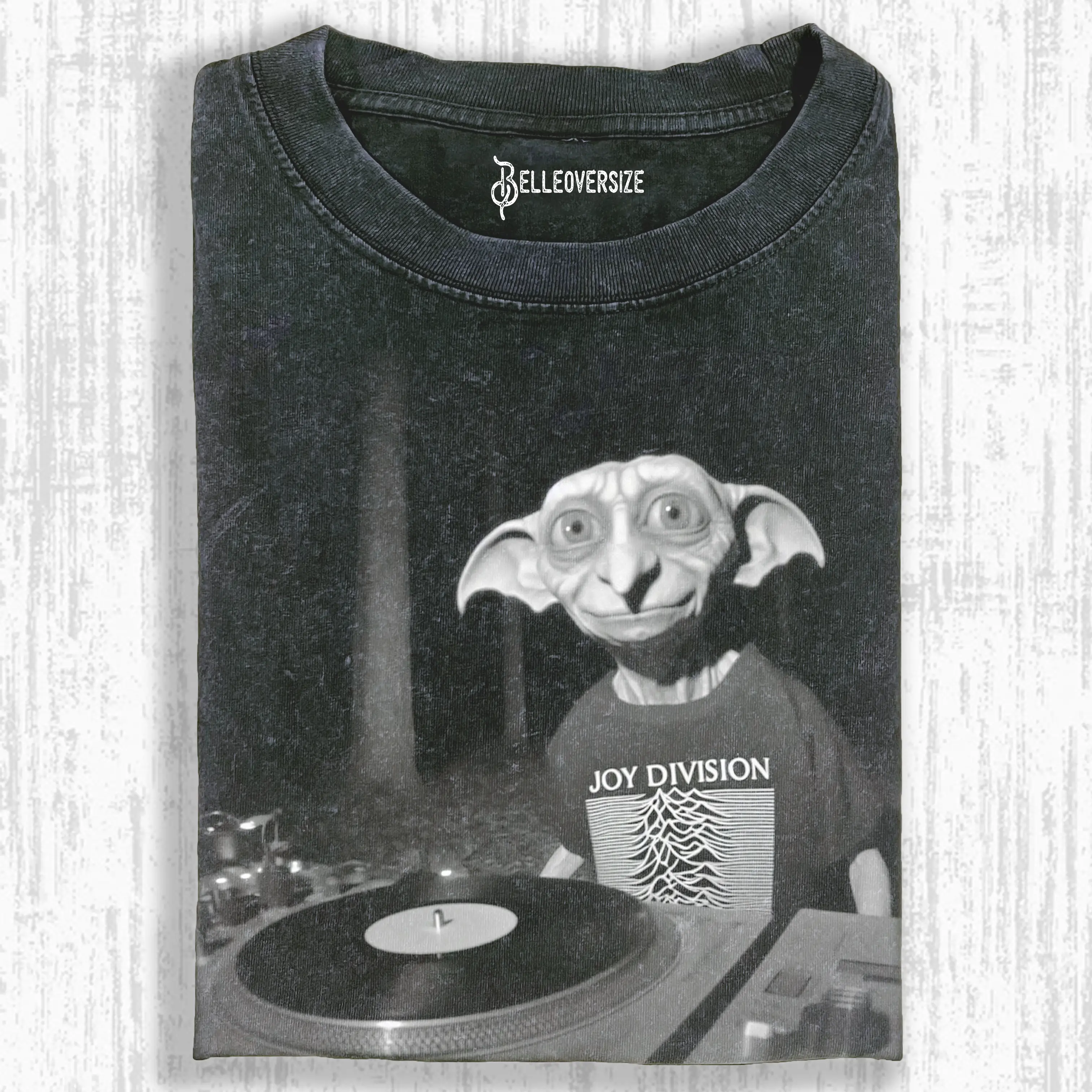【PORTERNA】Elves Velvet T-Shirt Wicked Women's For Good V-Neck Tee – BroadwayWorld