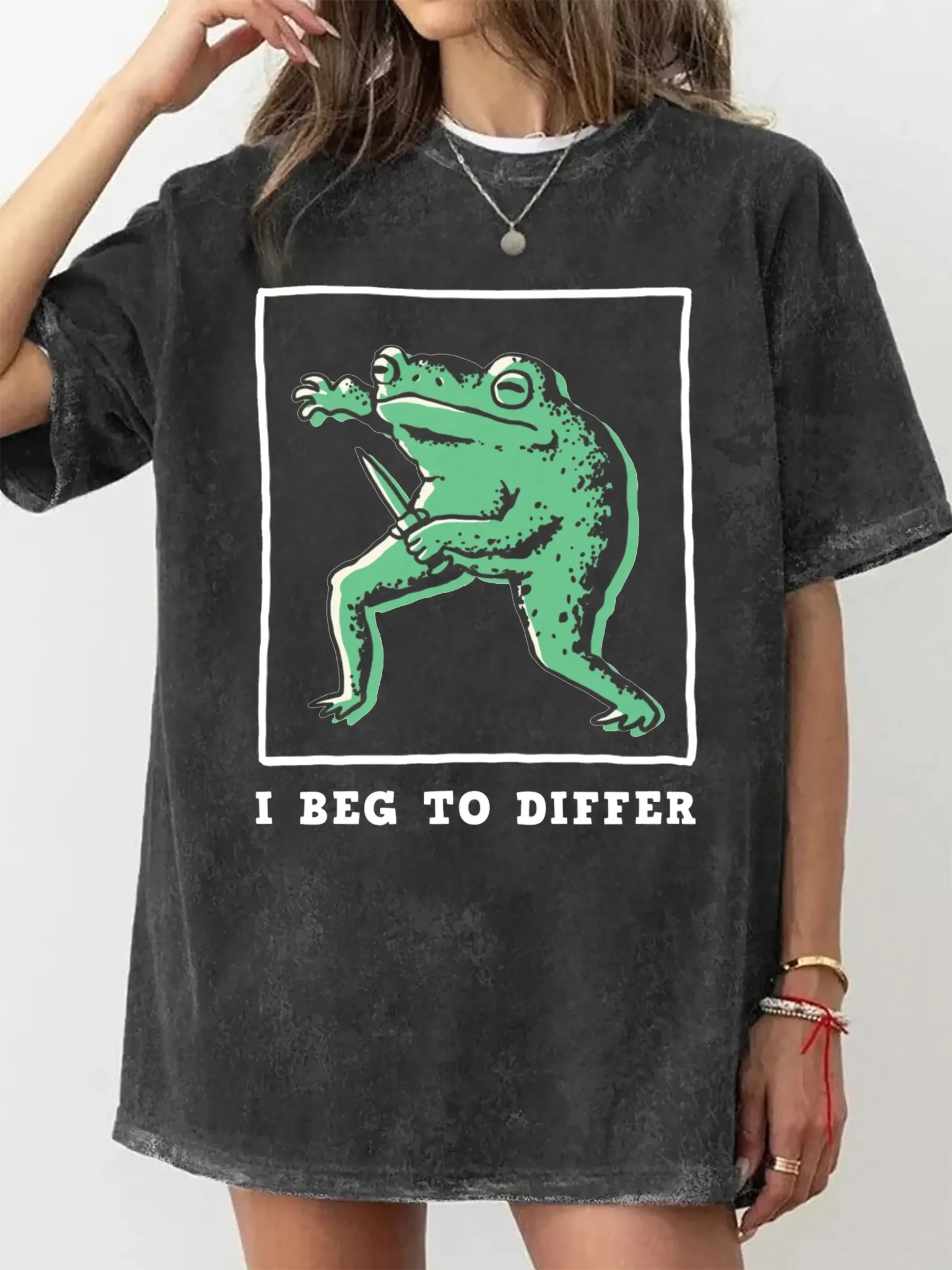 I BEG TO DIFFER FROG FINE T-SHIRT