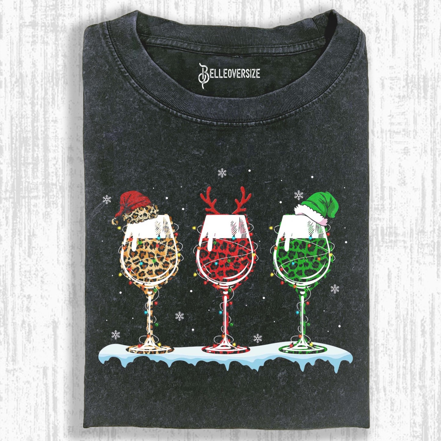 LEOPARD WINE CHRISTMAS T-SHIRT