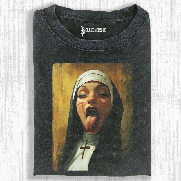 NUNS T-SHIRT