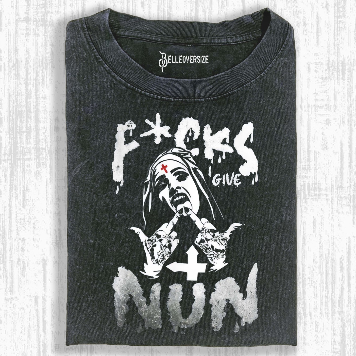 NUNS T-SHIRT