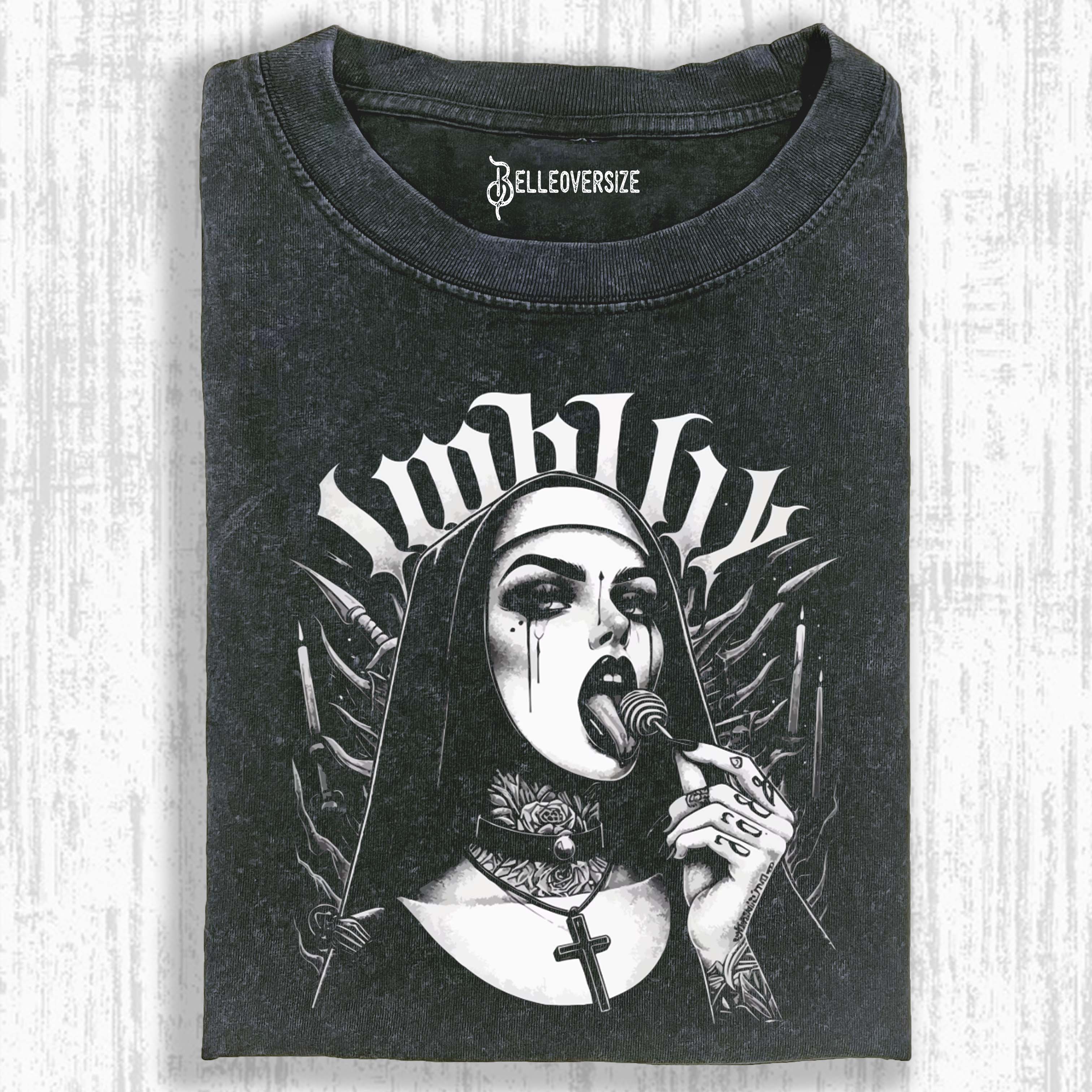 NUNS T-SHIRT