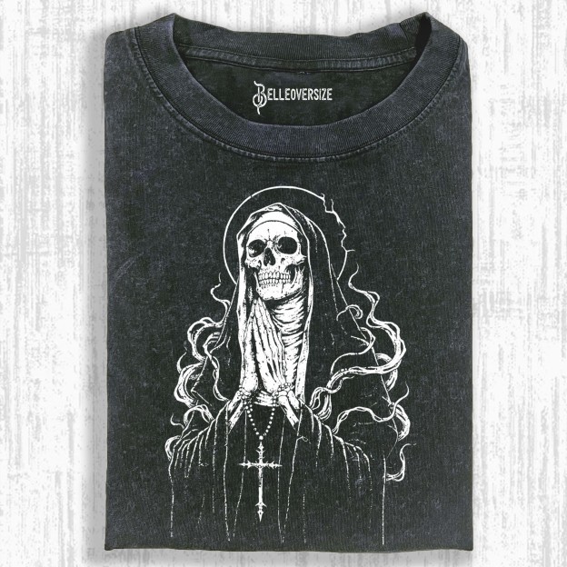 NUNS T-SHIRT