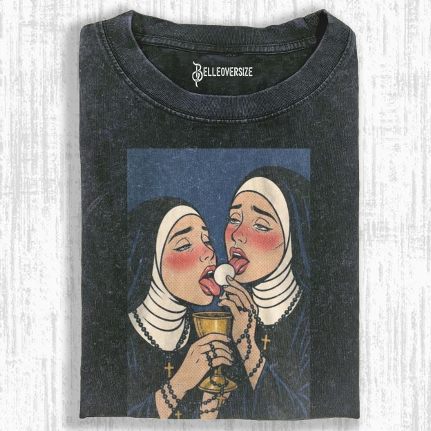 NUNS T-SHIRT