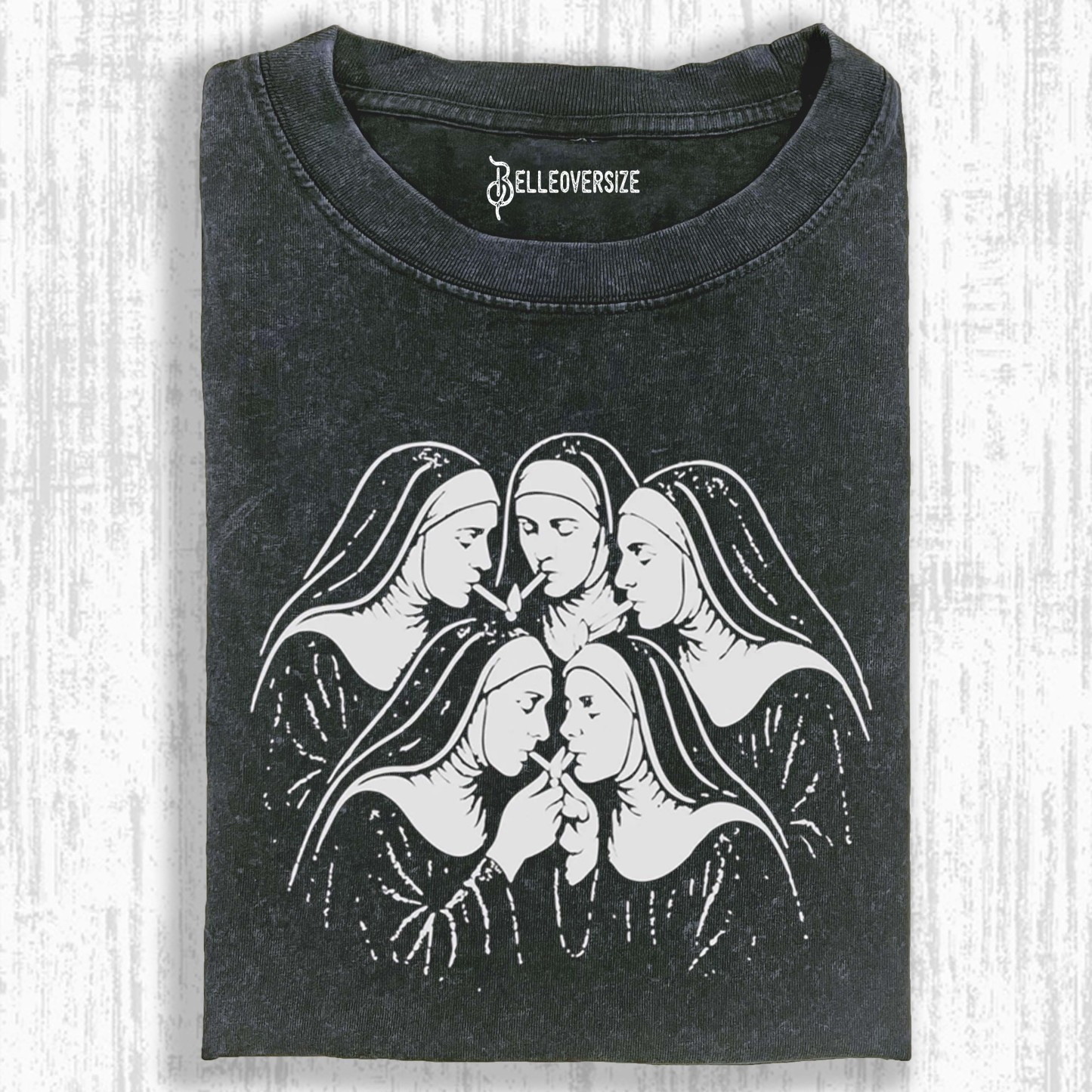 NUNS T-SHIRT