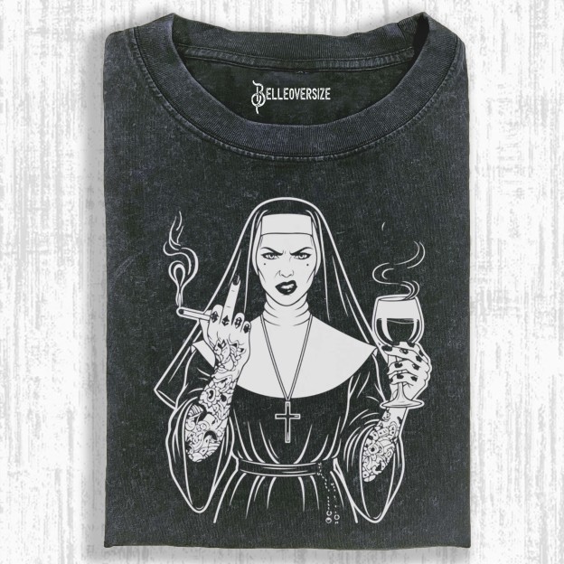 NUNS T-SHIRT