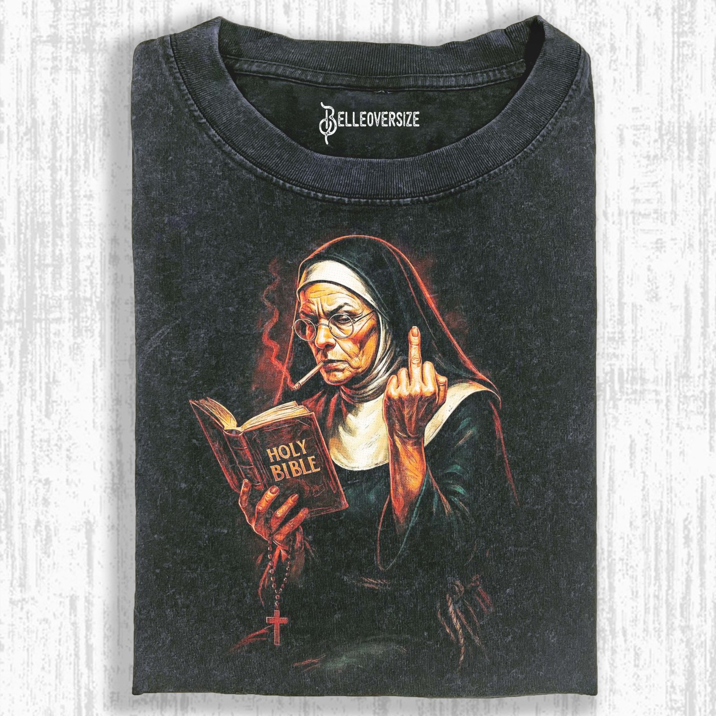 NUNS T-SHIRT