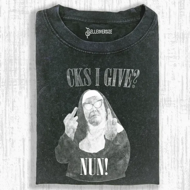 NUNS T-SHIRT