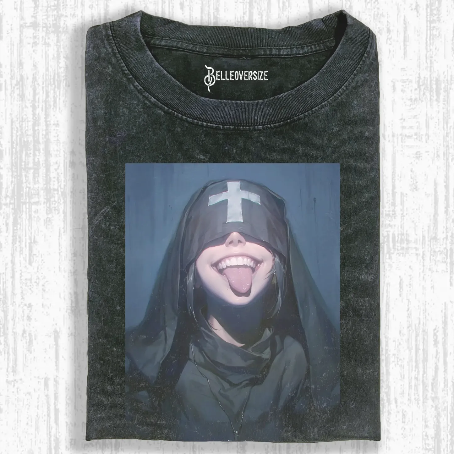NUNS T-SHIRT