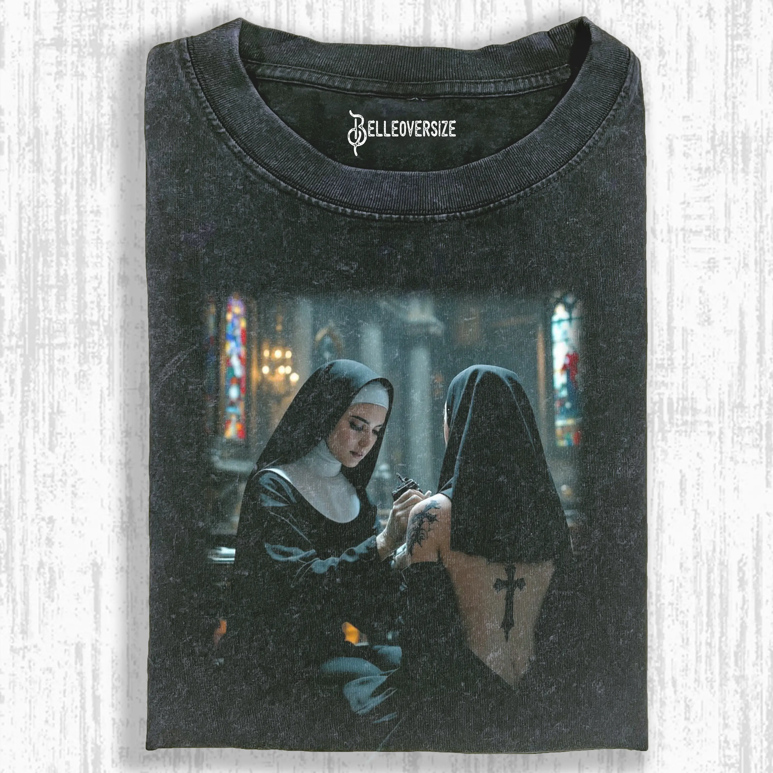 NUNS T-SHIRT 