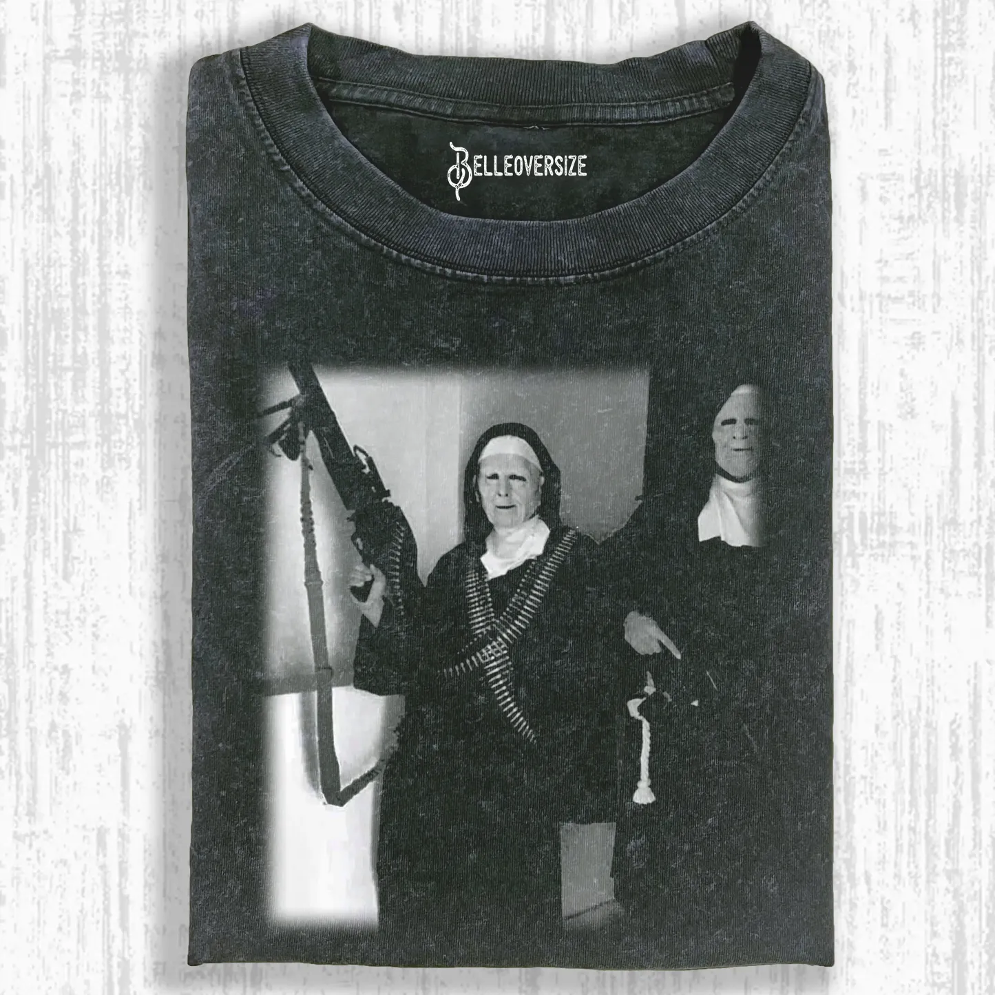 NUNS T-SHIRT