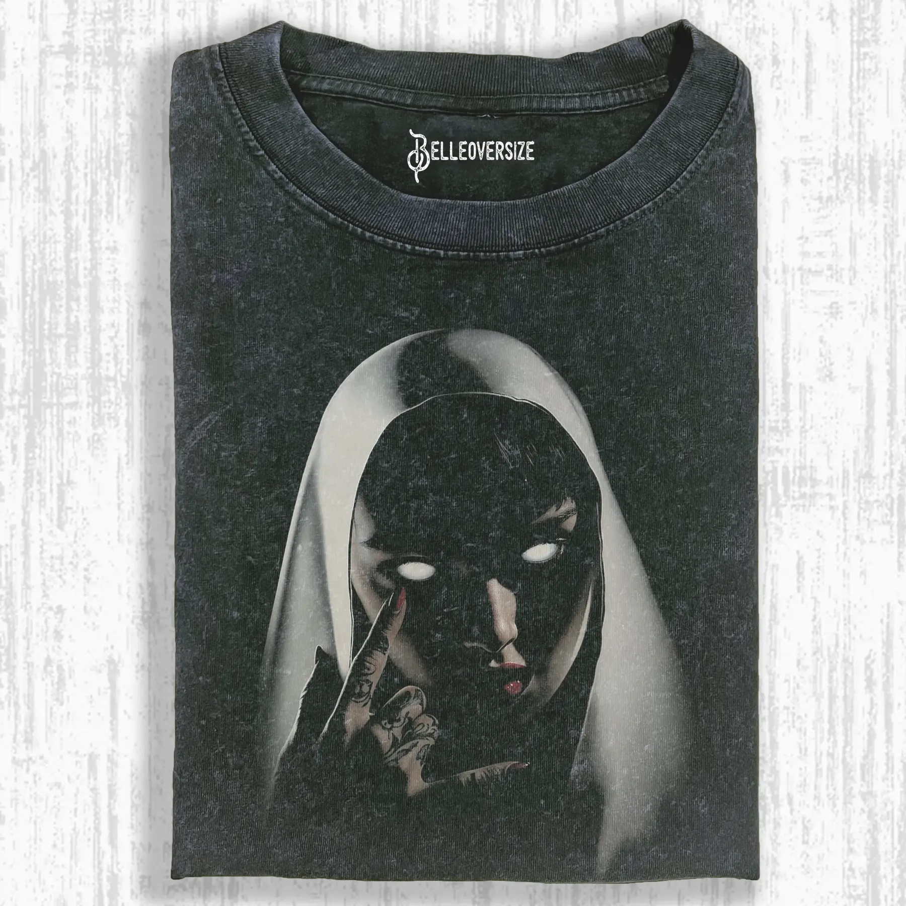 NUNS T-SHIRT